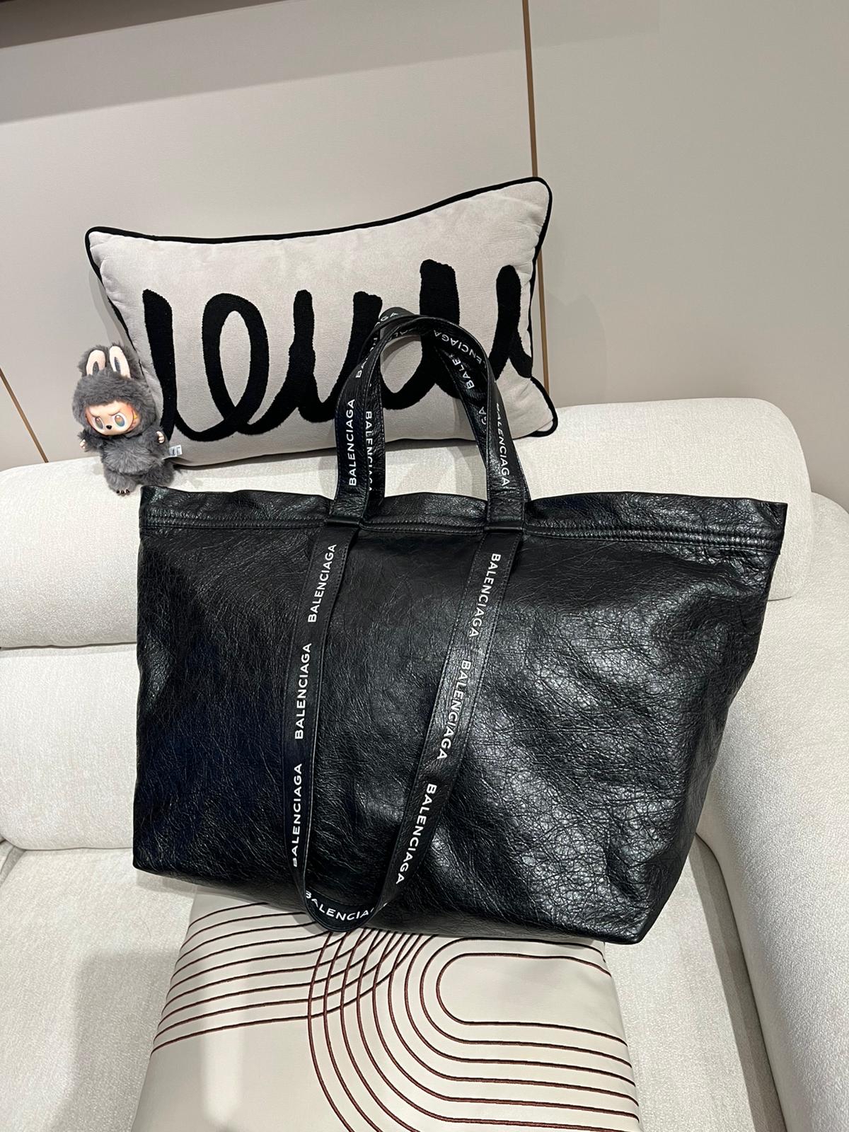 Balenciaga carry shopper Tote Bag 黑色小牛 W44cm x D24cm x H37cm  100%Authentic,95%New