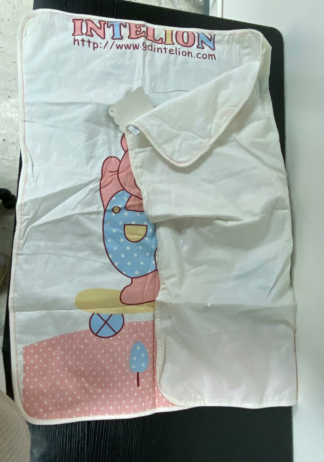 嬰童用品集合 睡袋／抱袋／隔尿墊 - 1件 現貨 (瑕疵品)