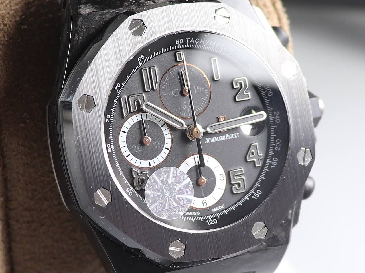 A P 42MM碳纤维系列 银座7字钻 锻造碳纤维表壳 钛合金表圈及底盖 橡胶按钮 蓝宝石镜面 7750改12点位小秒自动机械计时码表机芯 橡胶表带 钛合金折叠扣🔥💯