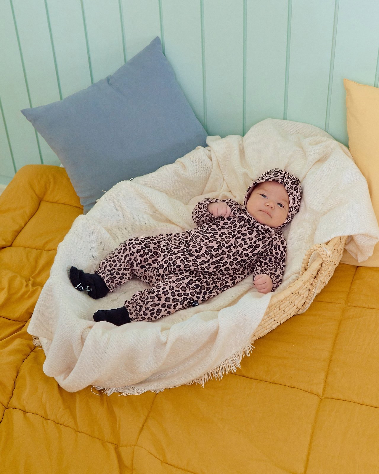 OOTT |  (bebe) Little Leopard Print Full-Body Suit + Bonnet Set