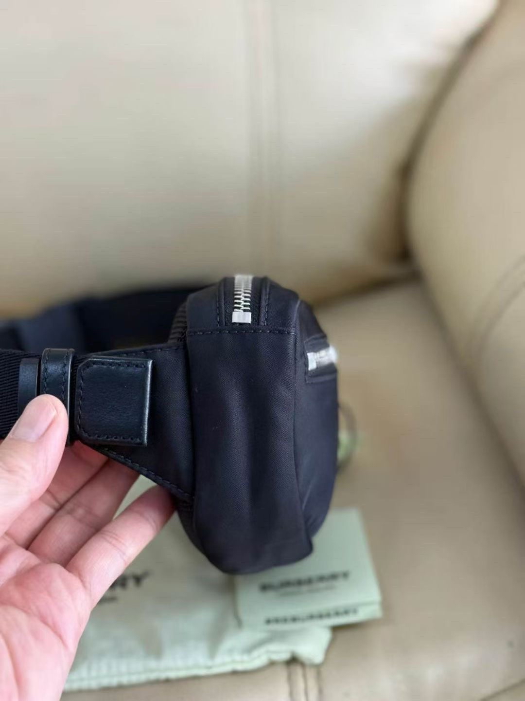 【預訂貨品】Burberry 男士尼龍腰包