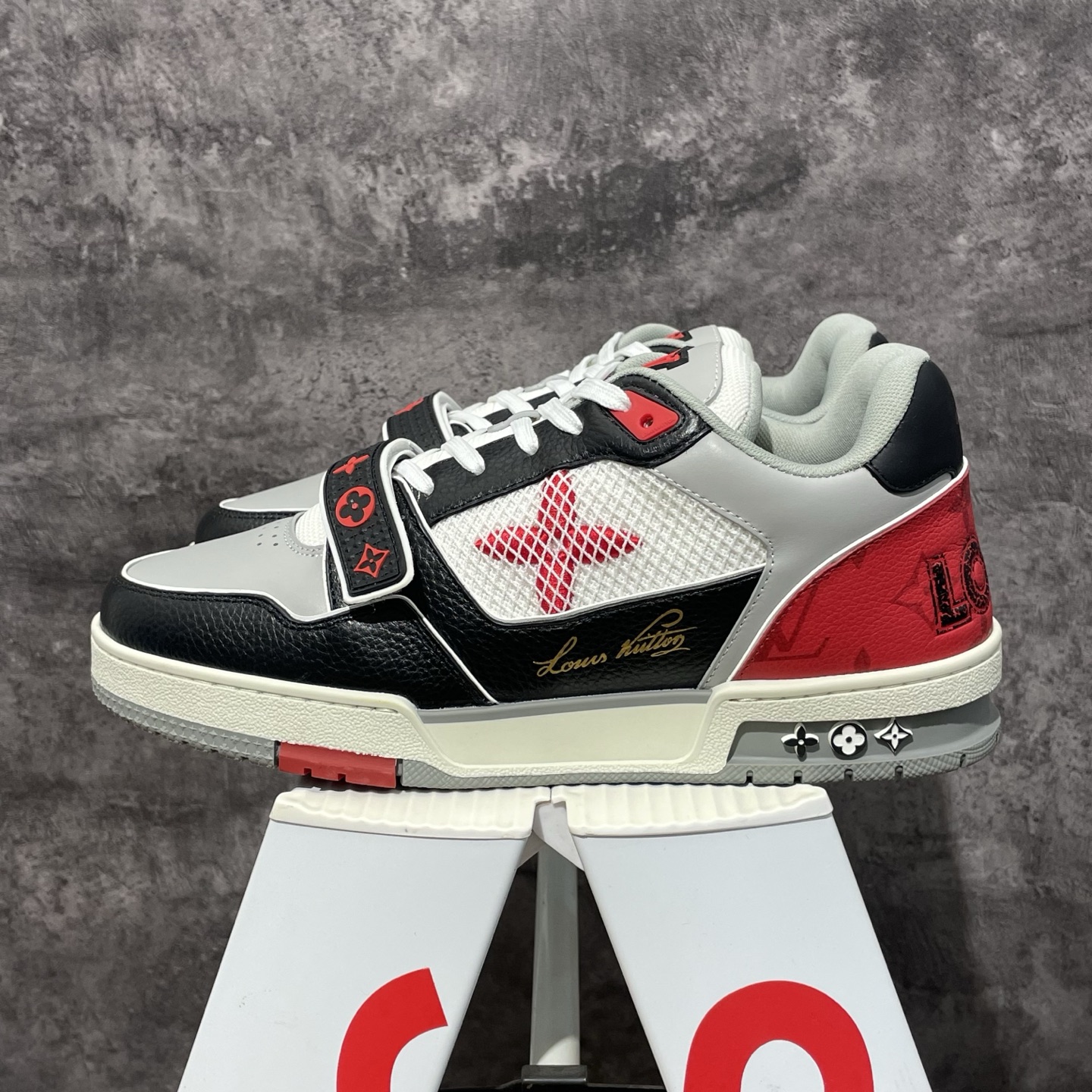 Louis Vuitton LV Trainer