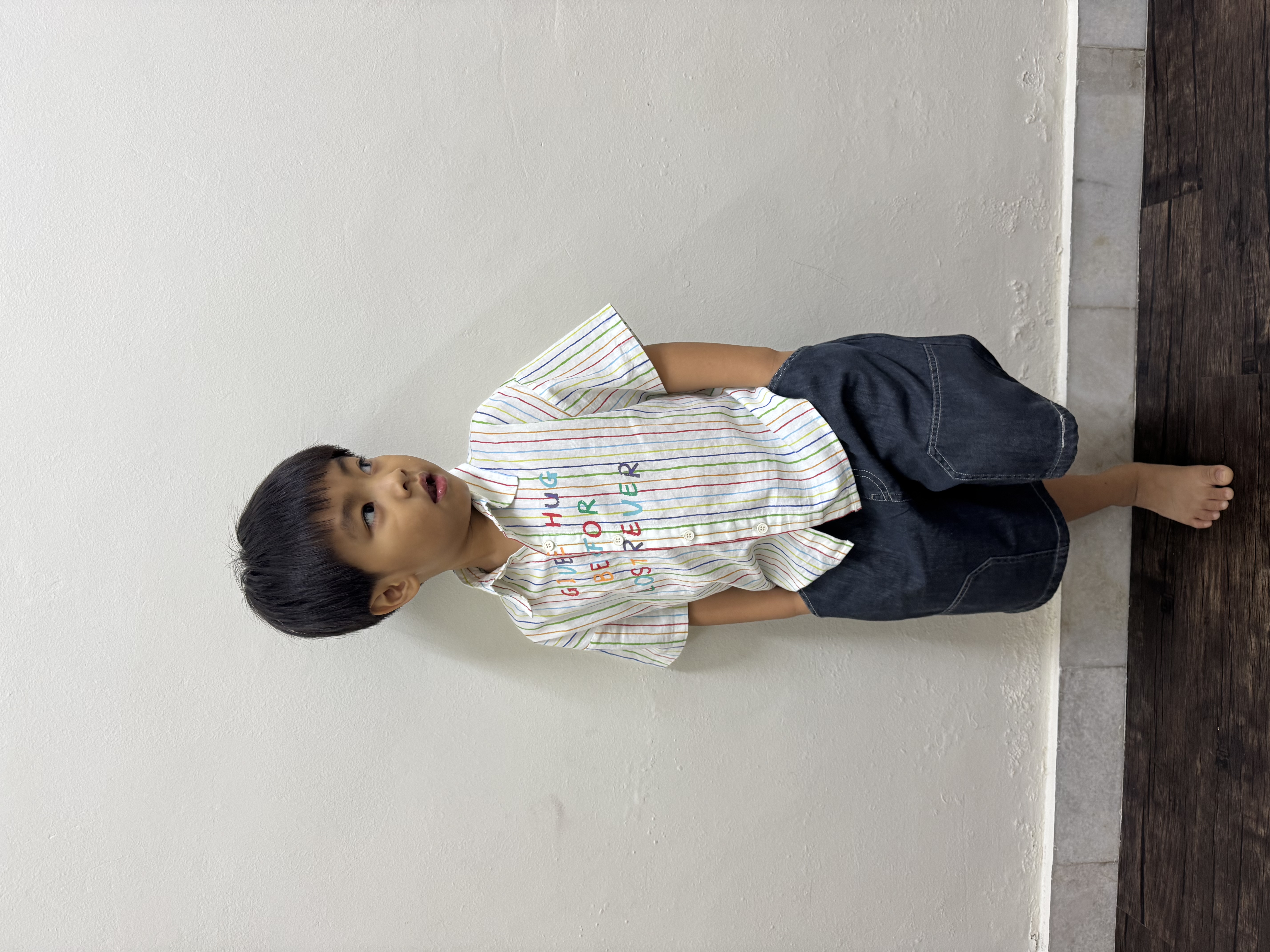 “Give Hug” Stripe Set Wear