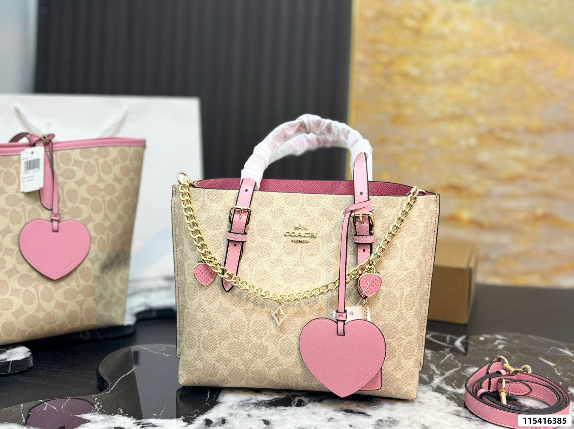 COACH  Mollie 25托特包