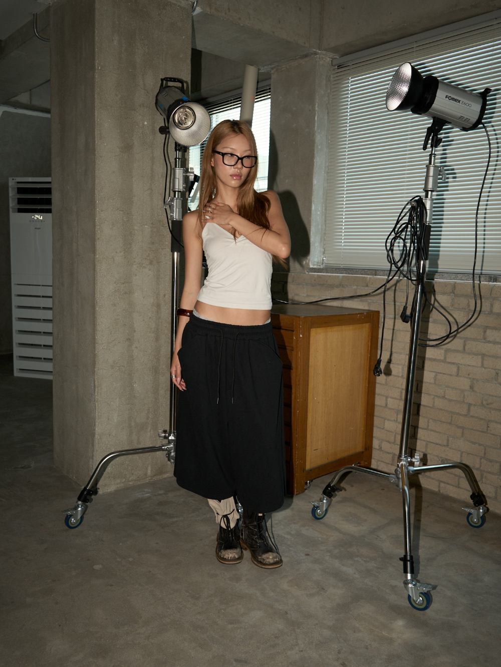 Back Pocket Eyelet Bermuda Pants
