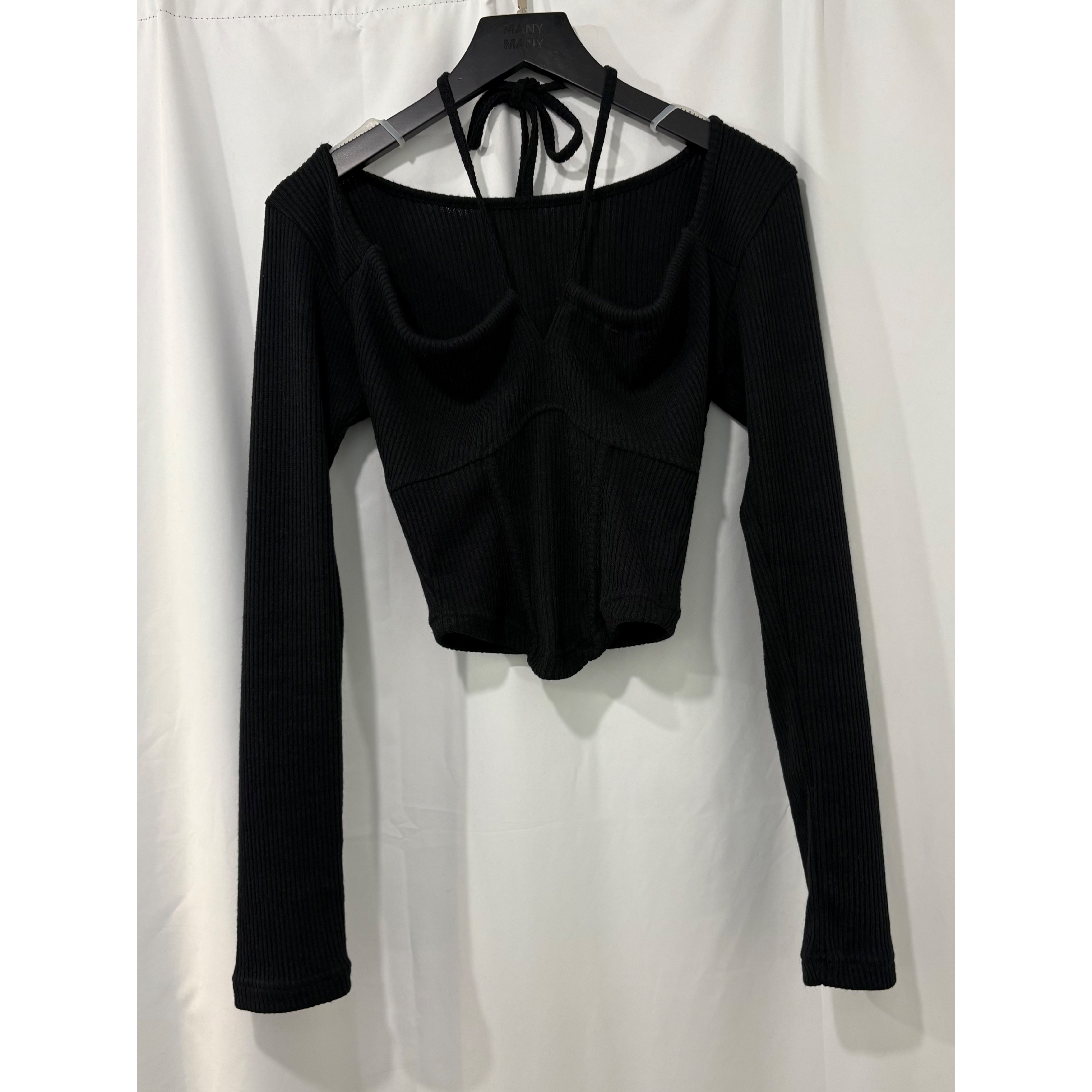 新品價3月13截🖤《4WAYS STRAPS TOP》 2603H