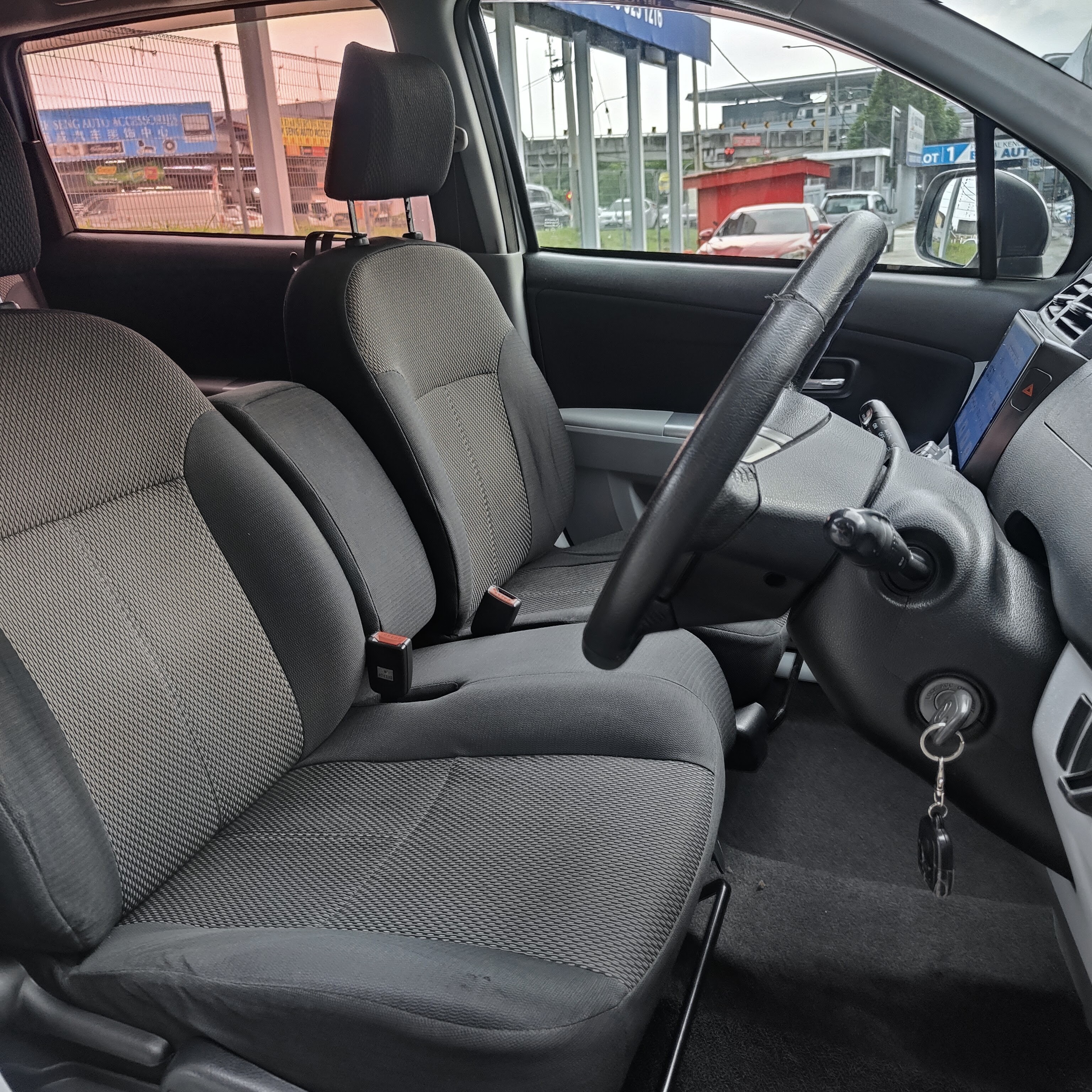2011 PERODUA ALZA 1.5 EZI 