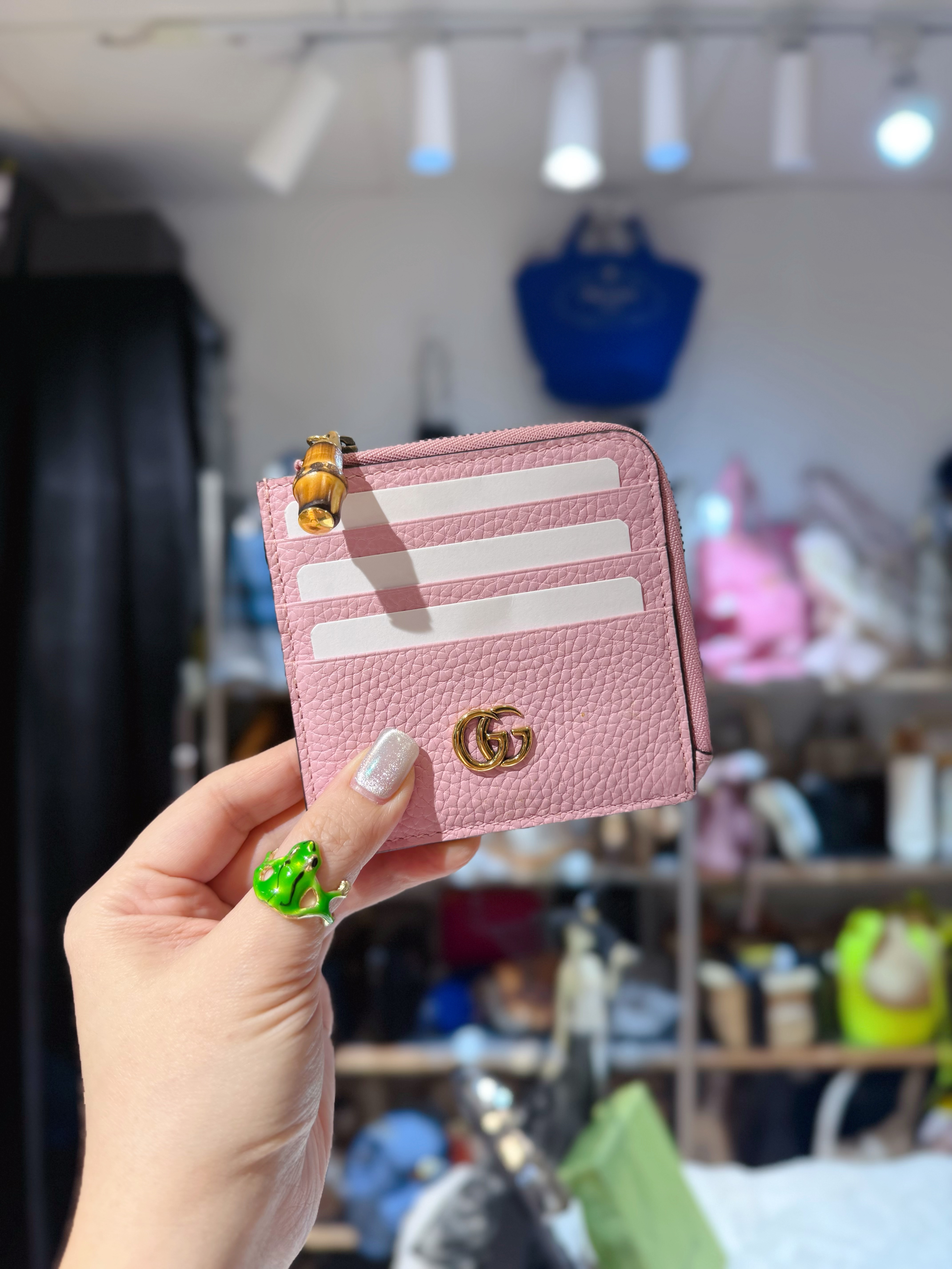 Gucci L zip card coin case pink