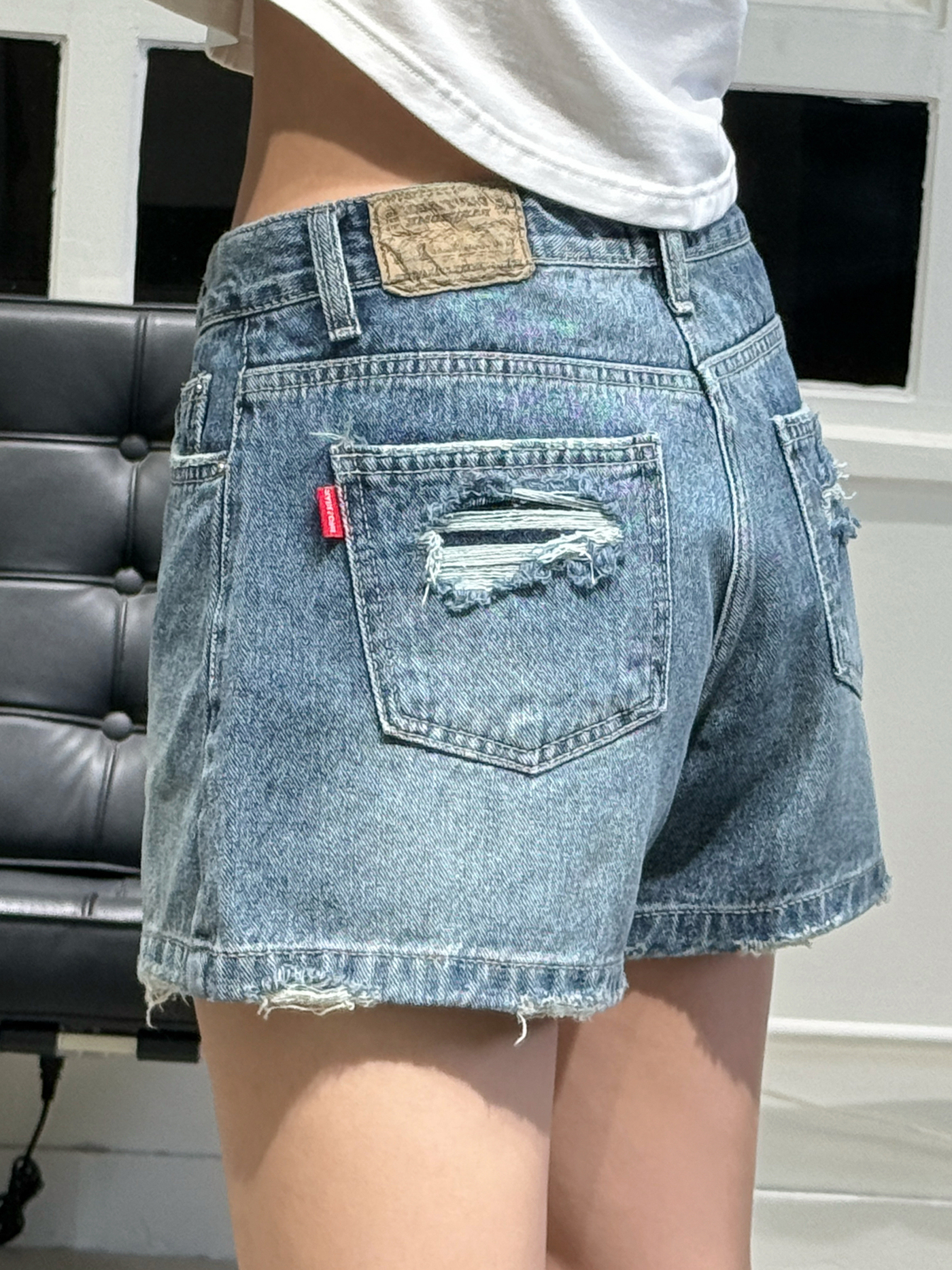 𝐑𝐢𝐩𝐩𝐞𝐝 𝐫𝐚𝐰 𝐡𝐞𝐦 𝐝𝐚𝐫𝐤 𝐛𝐥𝐮𝐞 𝐣𝐞𝐚𝐧𝐬 𝐬𝐡𝐨𝐫𝐭𝐬