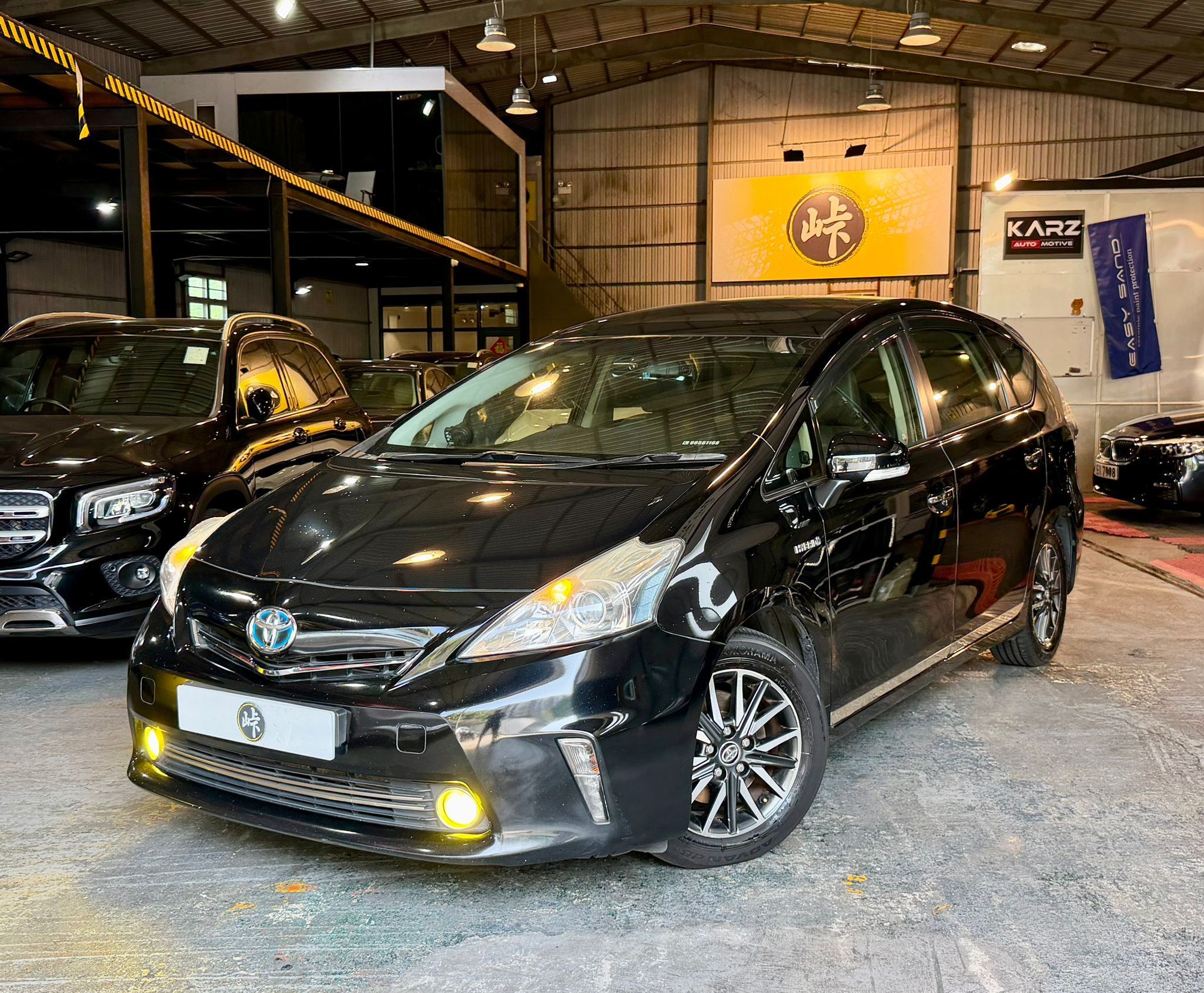 Toyota Prius V Hybrid 2012