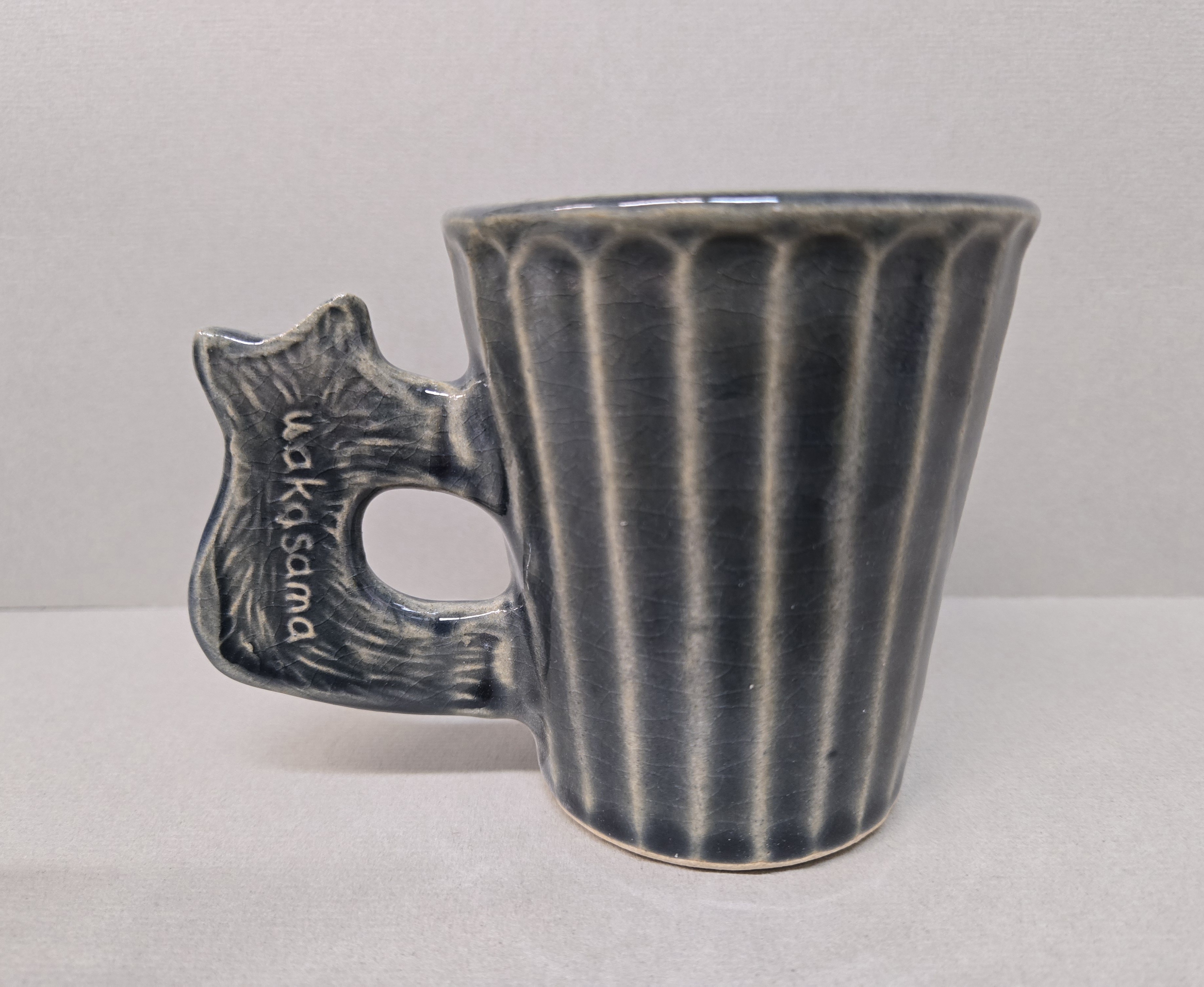 灰貓咪手制瓷器杯