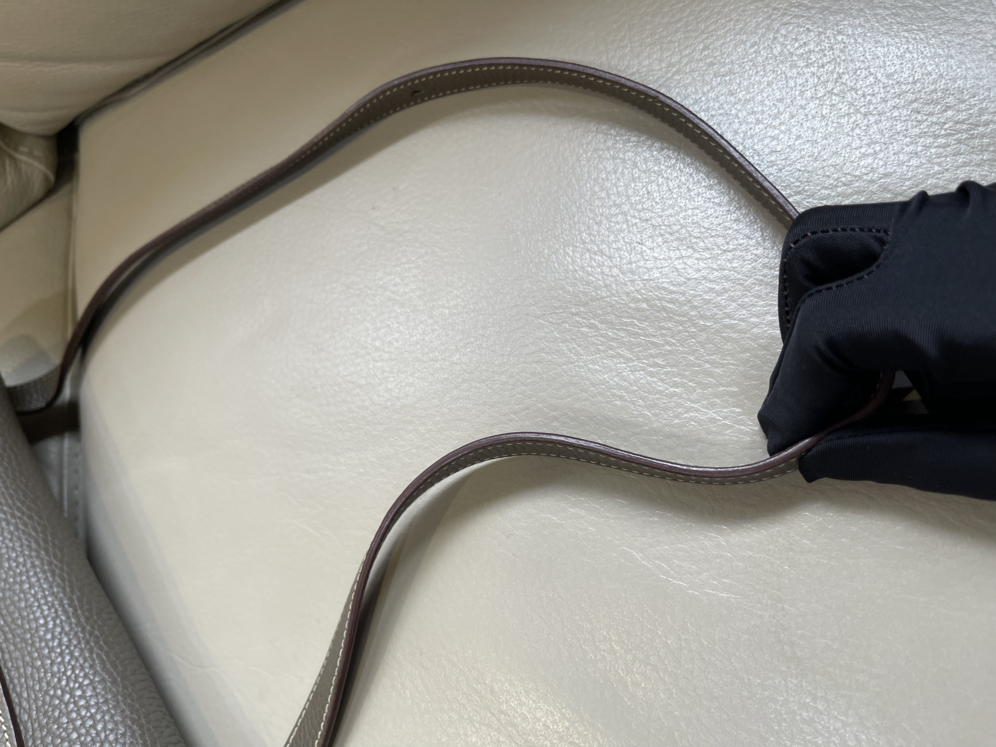 Pre-owned Hermes Halzan bag 