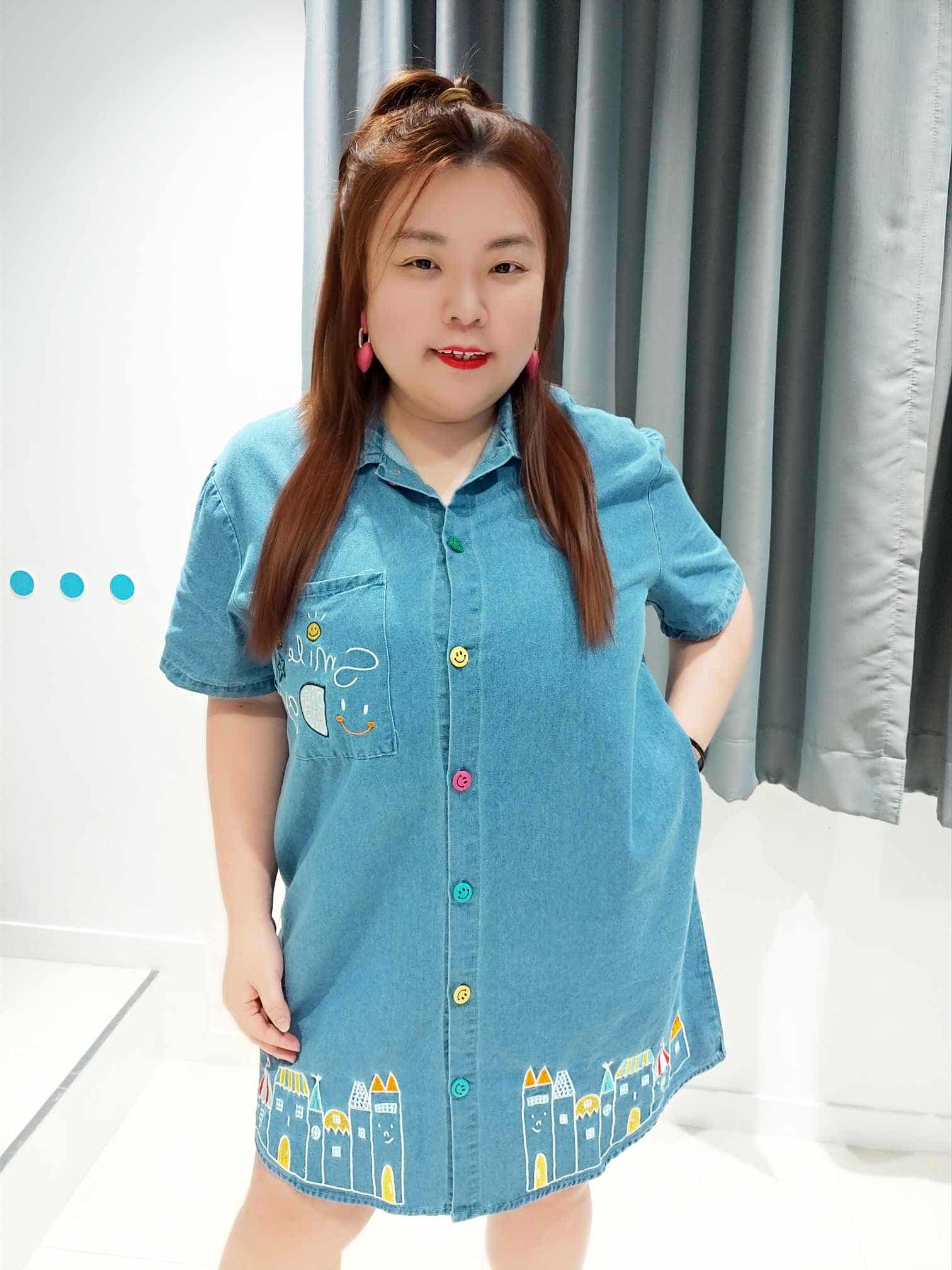 ENC01 SMILE刺绣牛仔连衣裙 ( 胸围 100-120CM) (裙长 75CM)