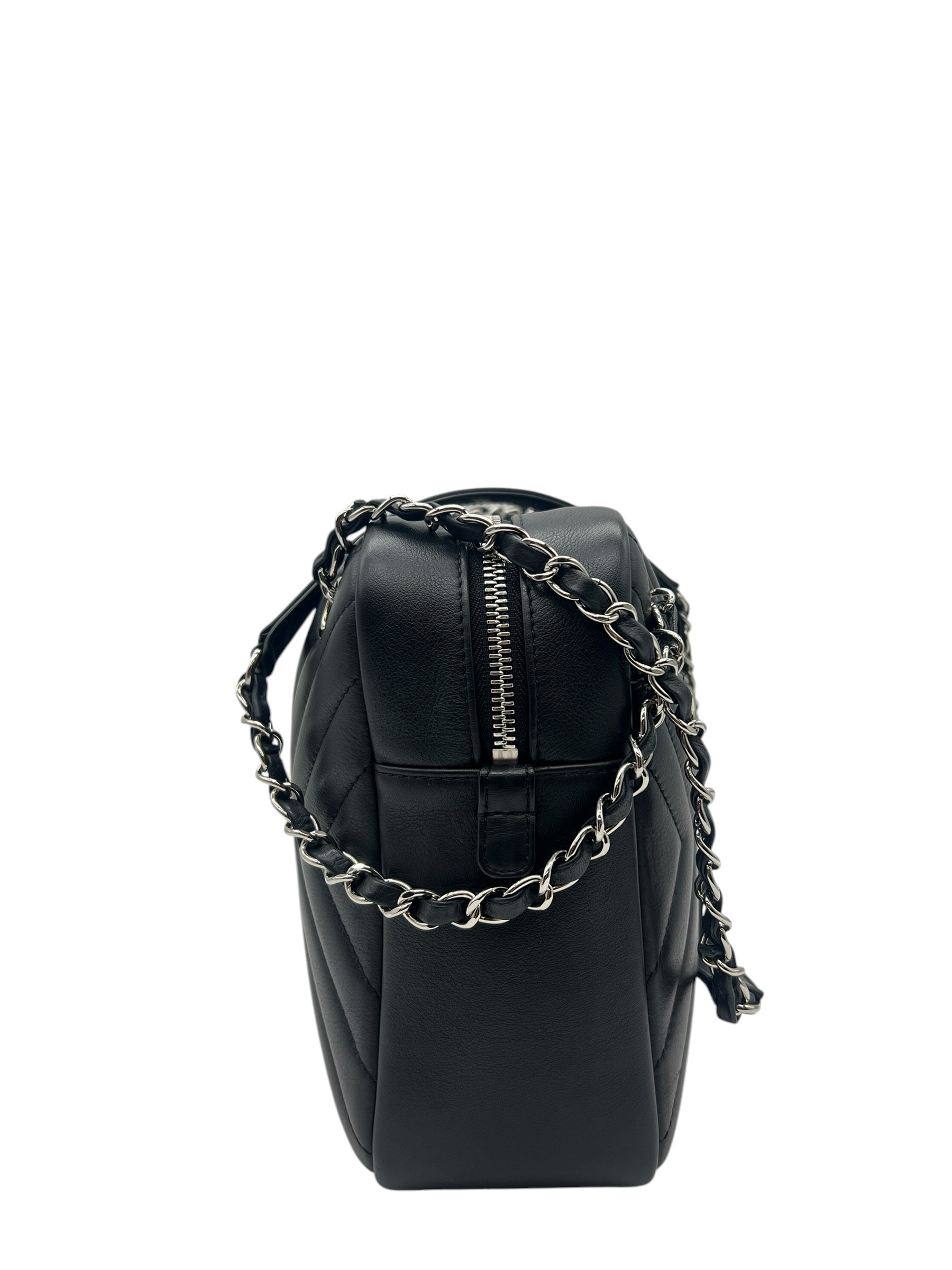 Pre-Owned CHANEL Camera Case / Product Code: 26060707