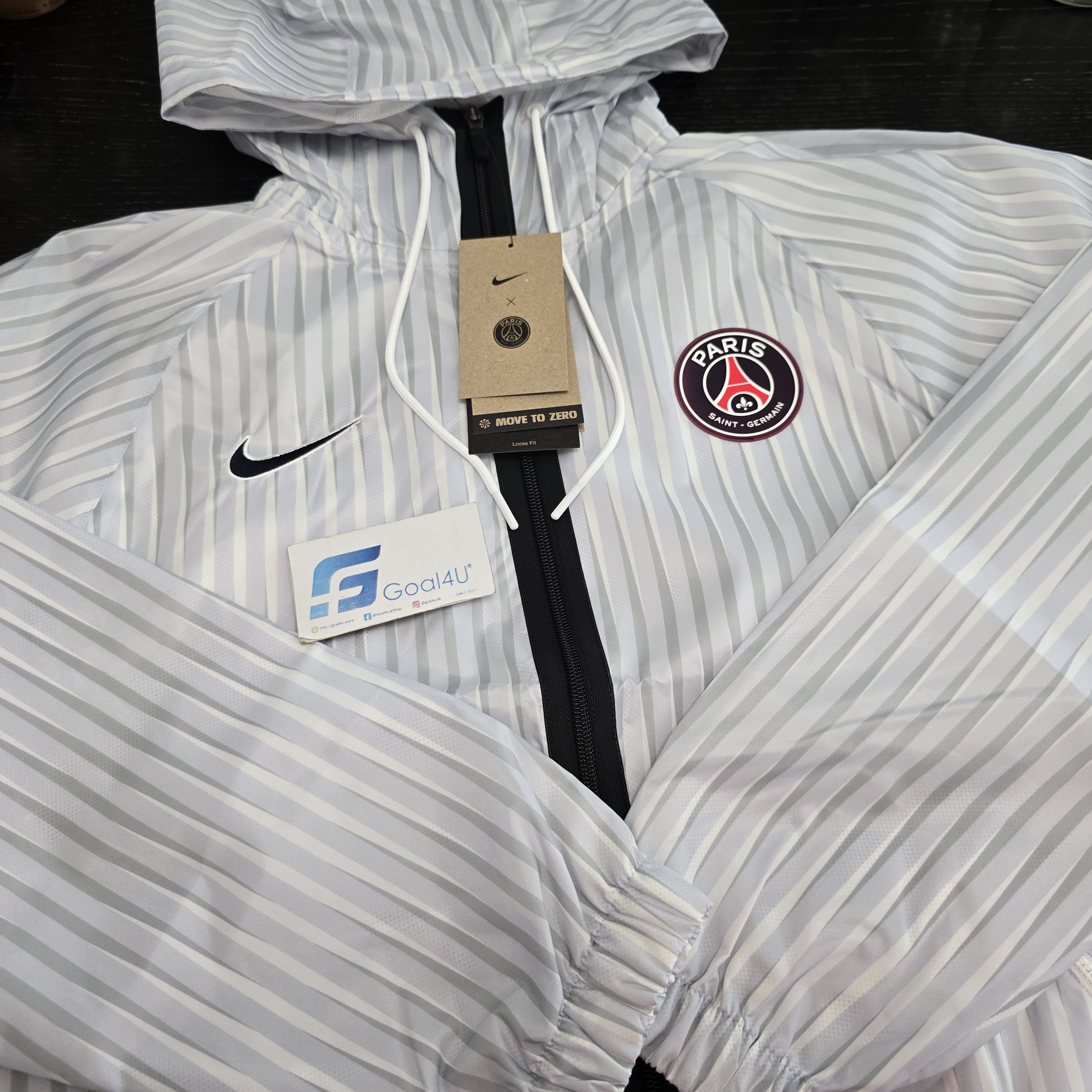 Nike PSG 巴黎聖日門 2026-27 銀灰色出場外套