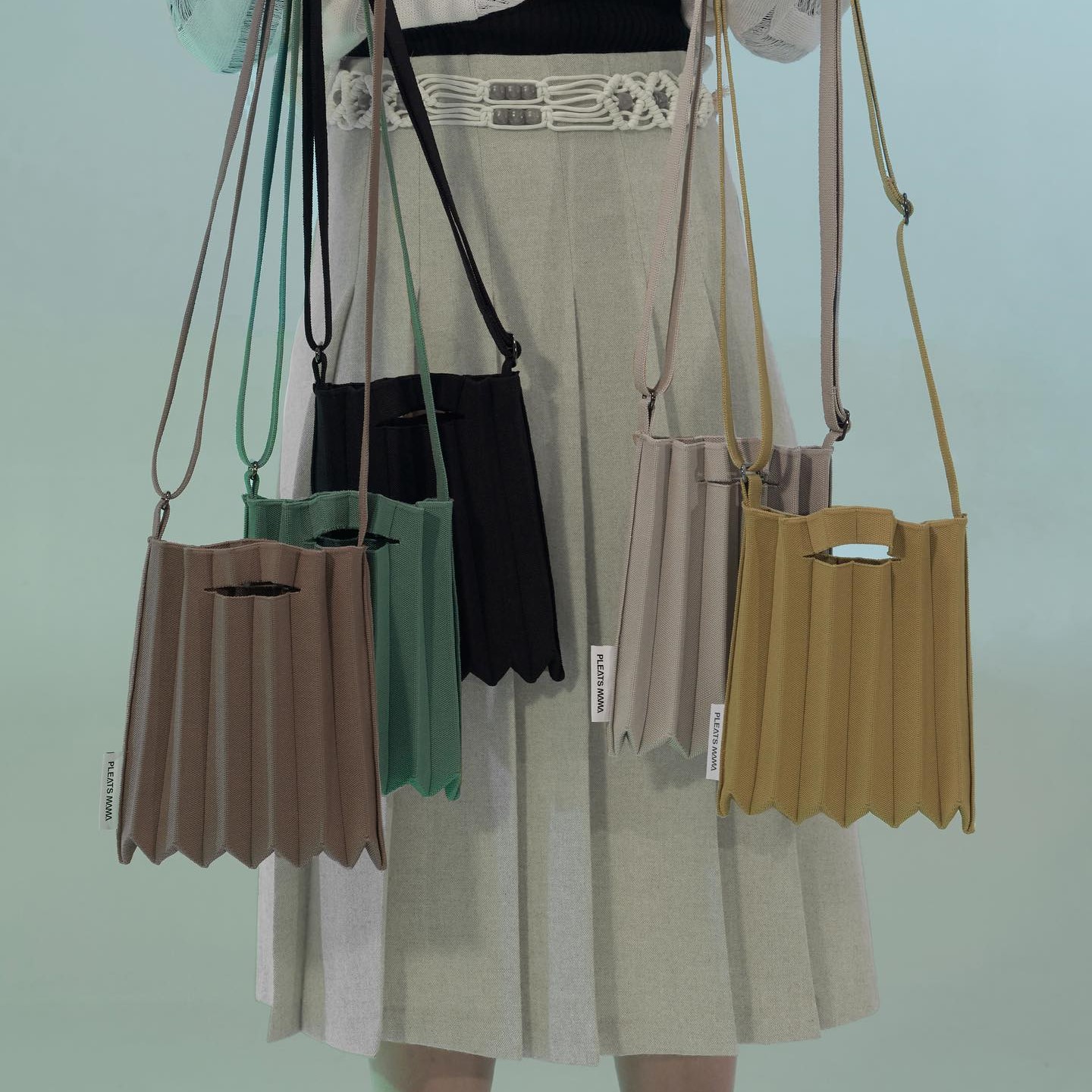 PLEATSMAMA Mini Studio Bag (5色)