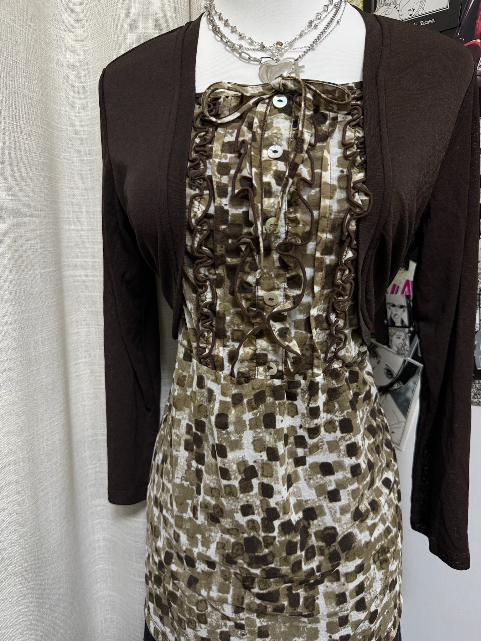 Cropped Bolero Cardigan & Ruffled Geometric Print Tunic