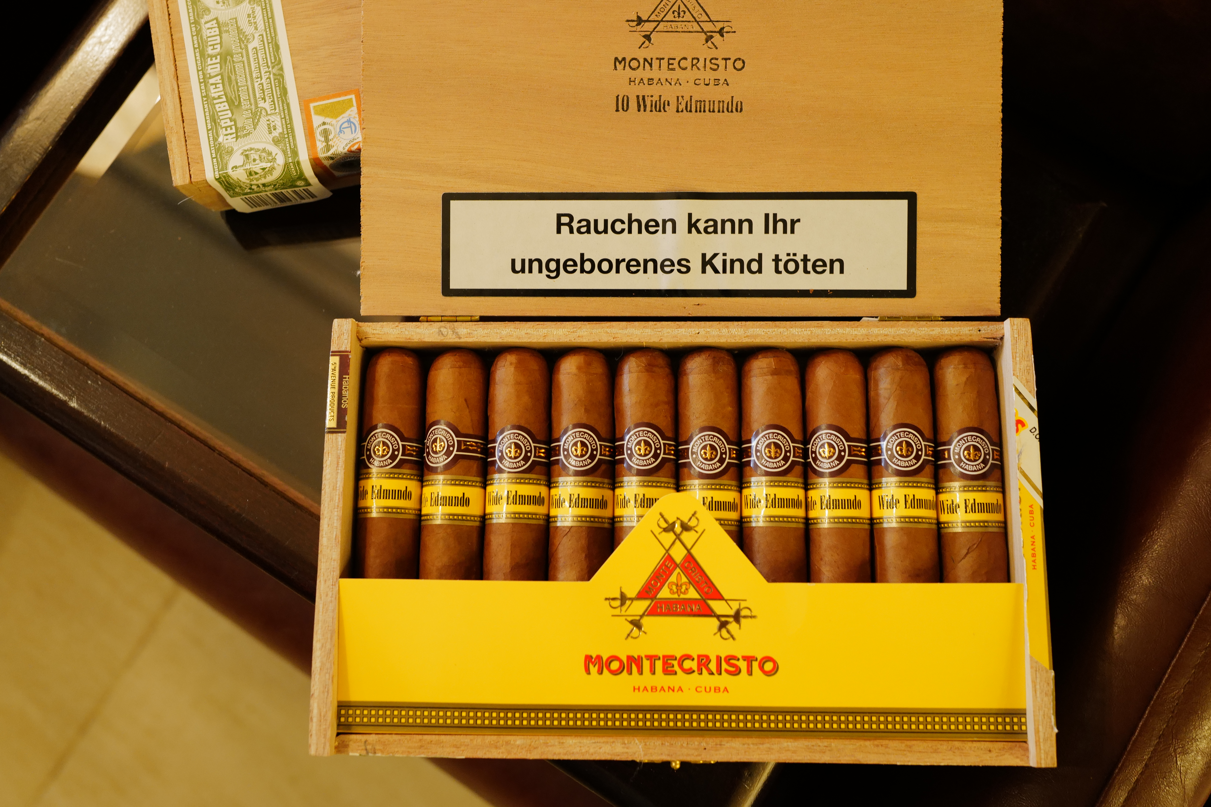 Montecristo Wide Edmundo (蒙特 寬艾蒙多)