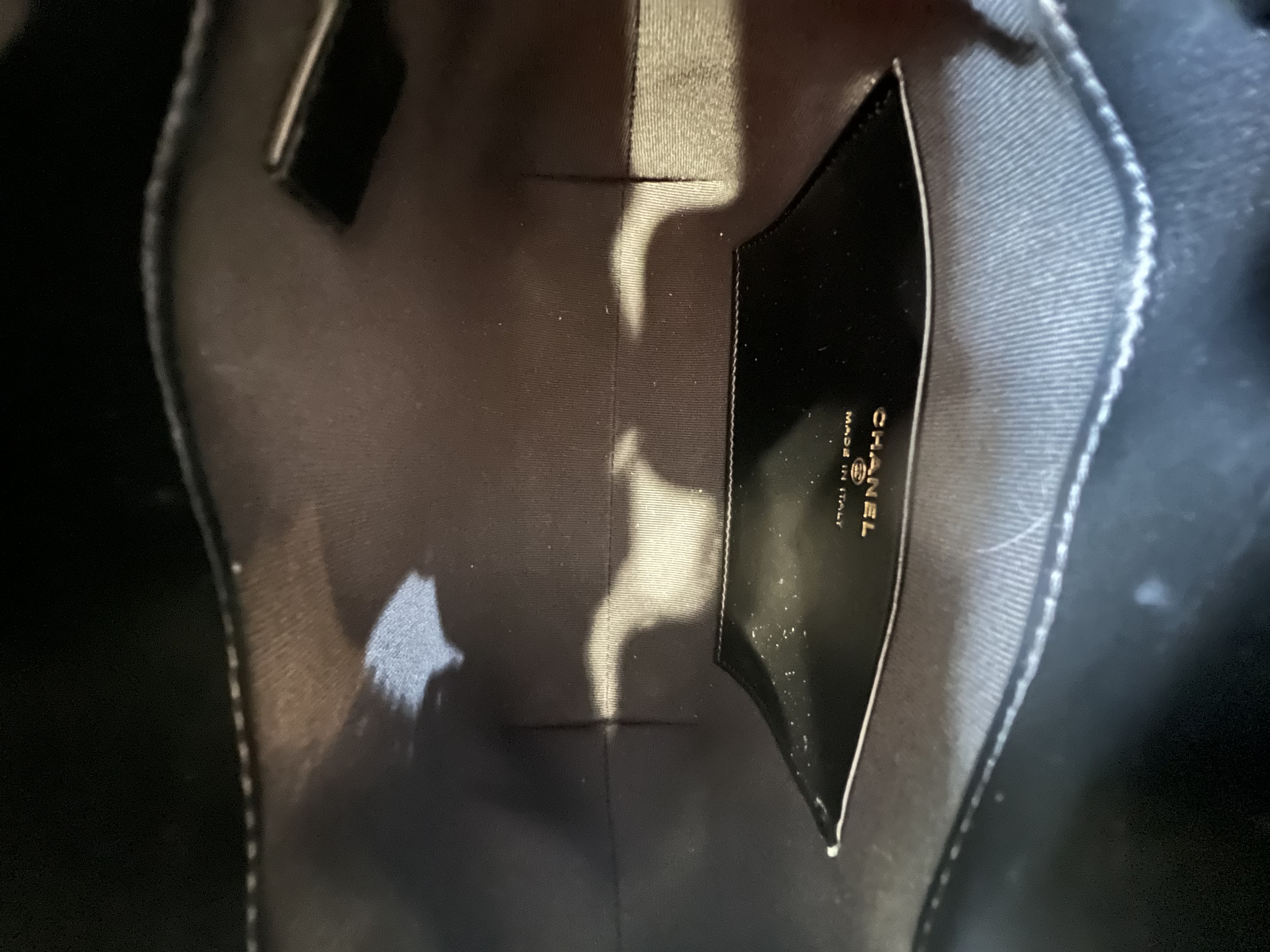 Pre-Owned CHANEL Hobo Handbag / Product Code: 26041647