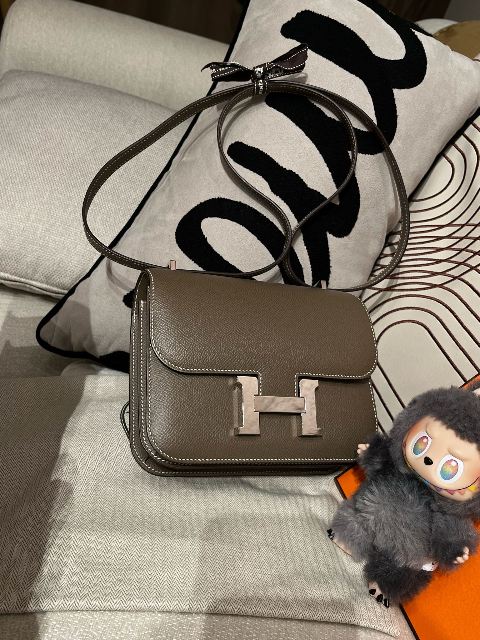 Hermes Constance 19 Mini Stamp Y 100%Authentic, 98%New ✅Dust bag ✅Box