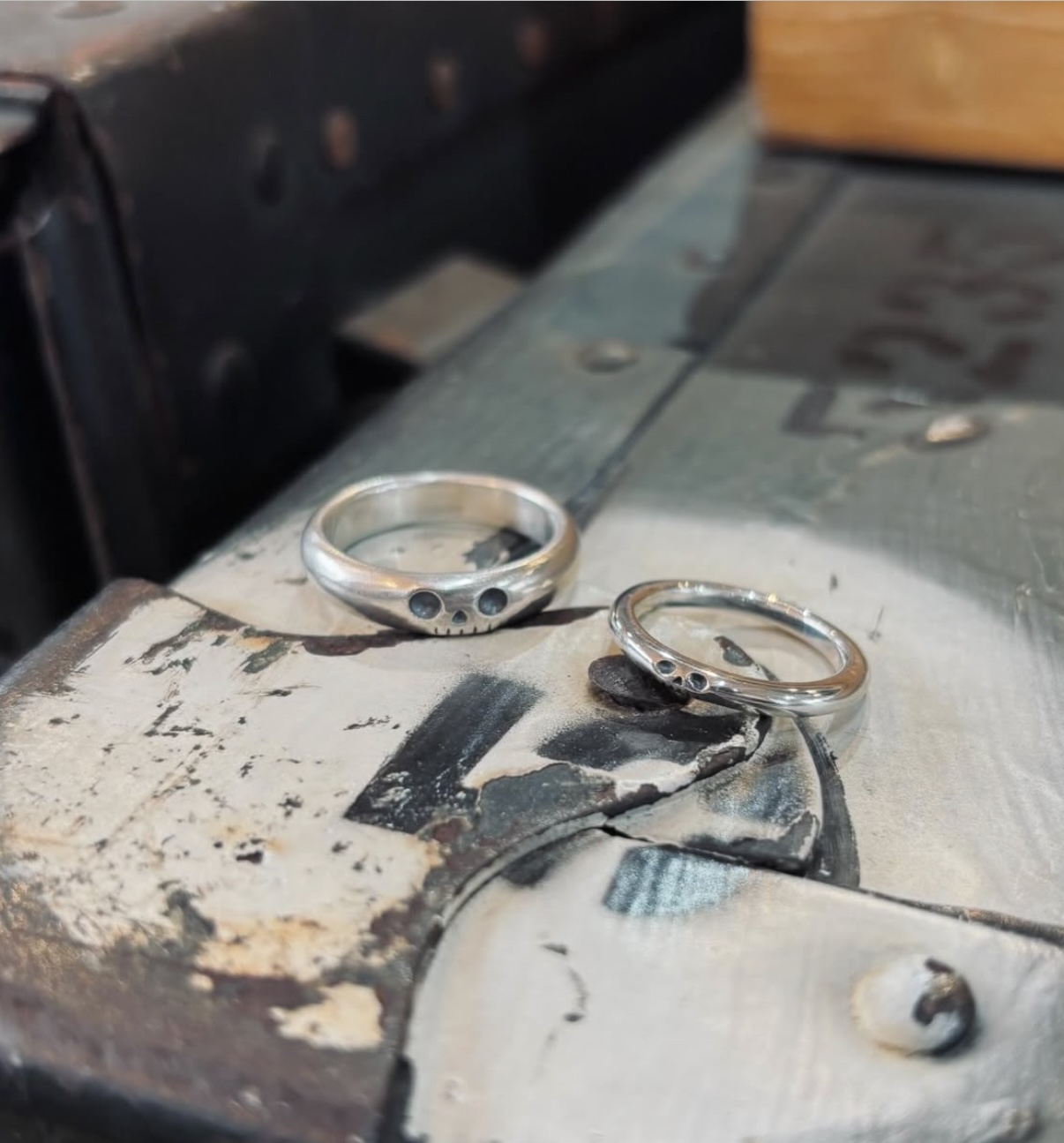 Vantique FUNNY SKULL RING/L