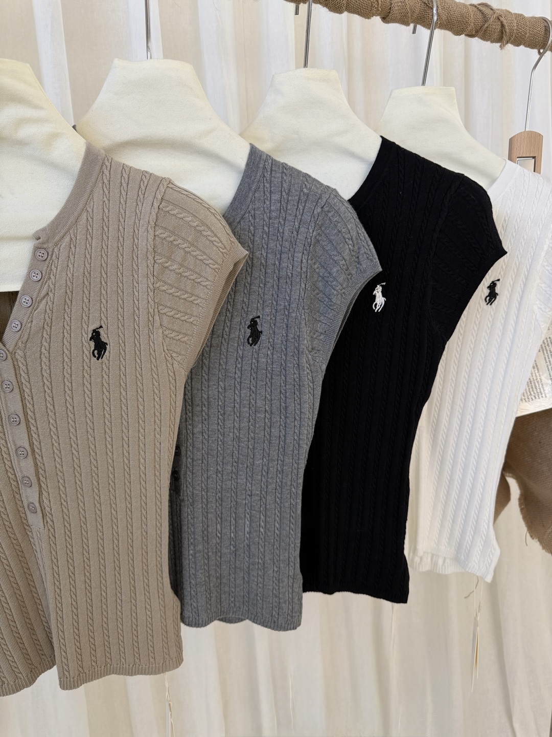 亨利短袖针织衫  Cable-Knit Henly Short Sleeve Top