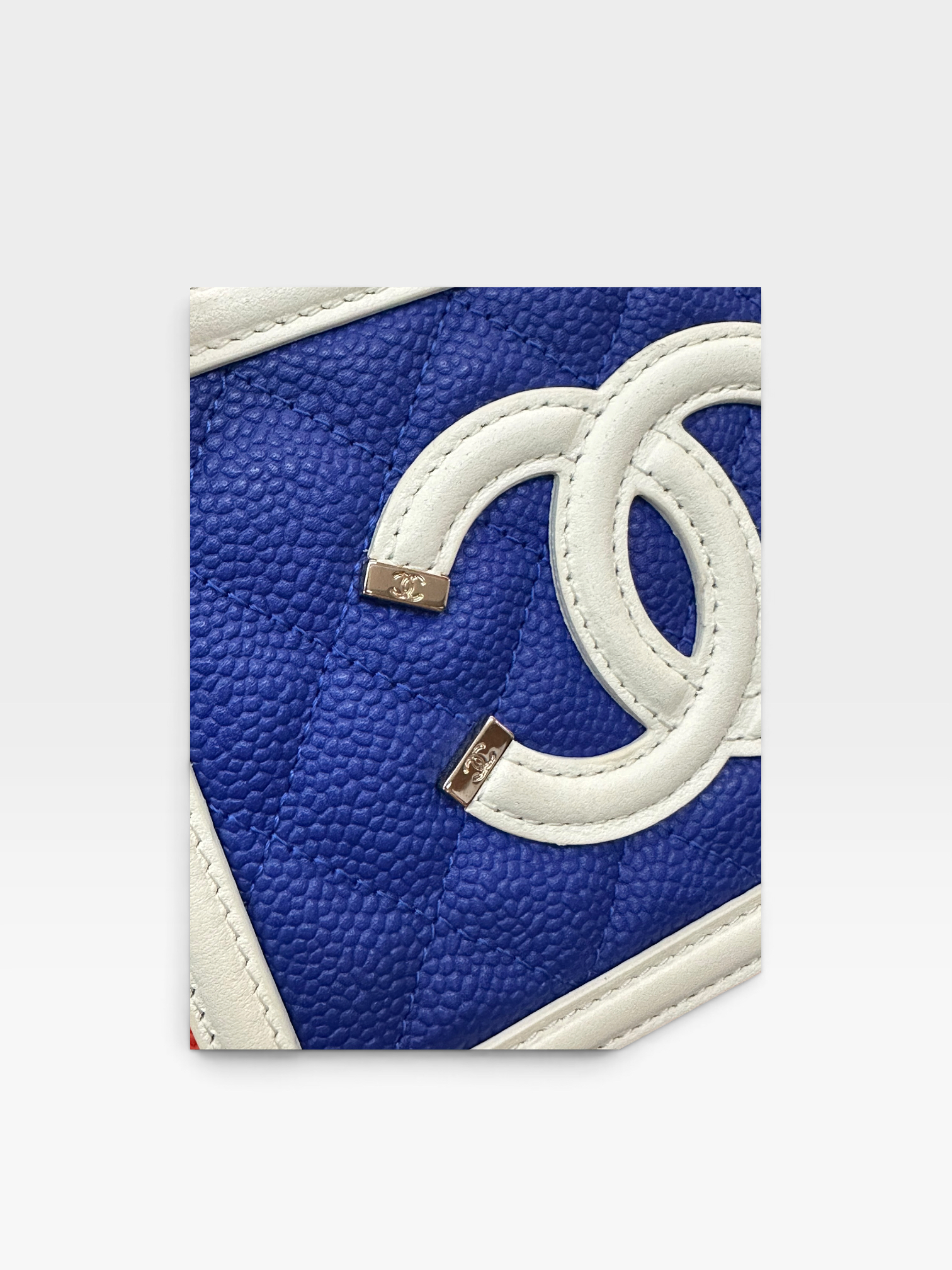 Pre-owned CHANEL CC Filigree Camera Bag / Product Code: 083106