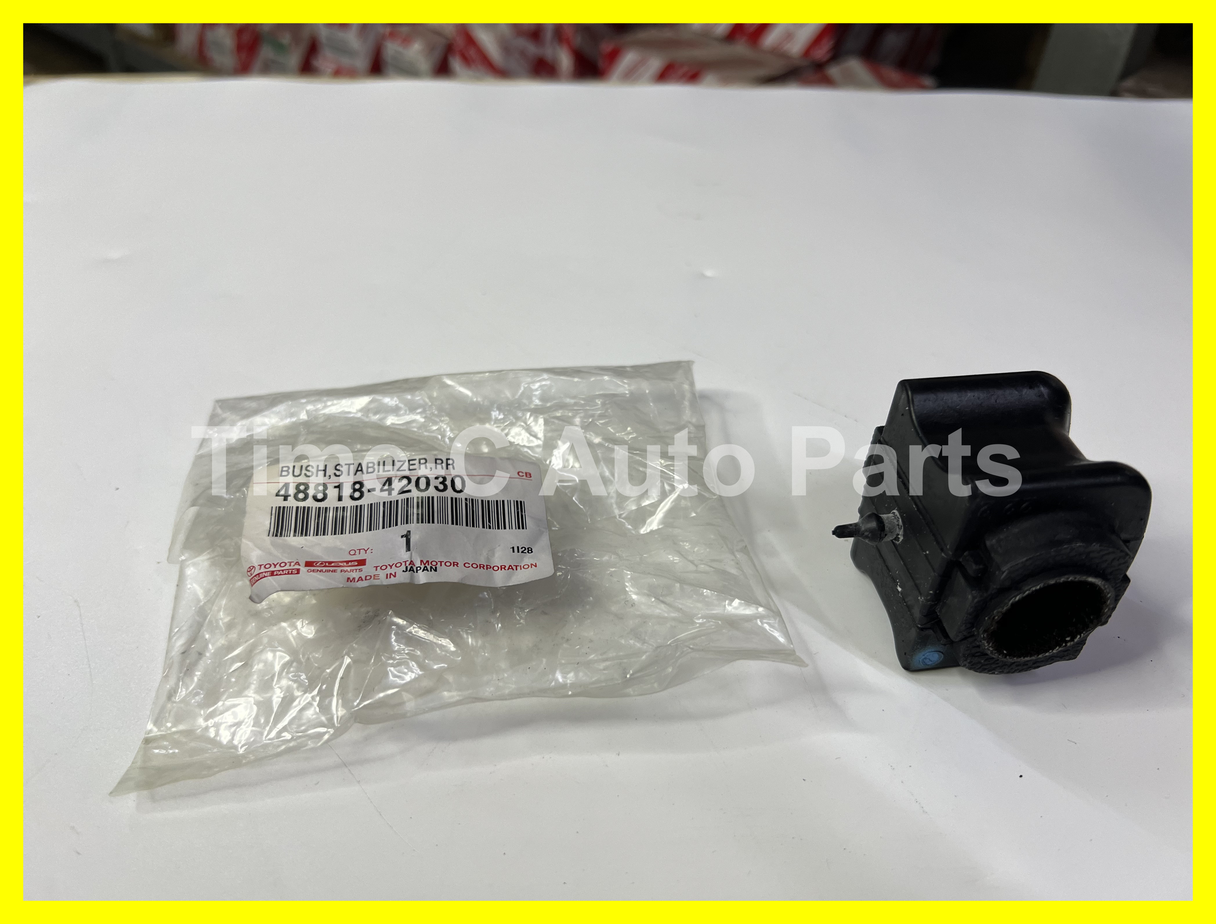 尾蝦蘇膠 48818-42030 - Toyota Rav4