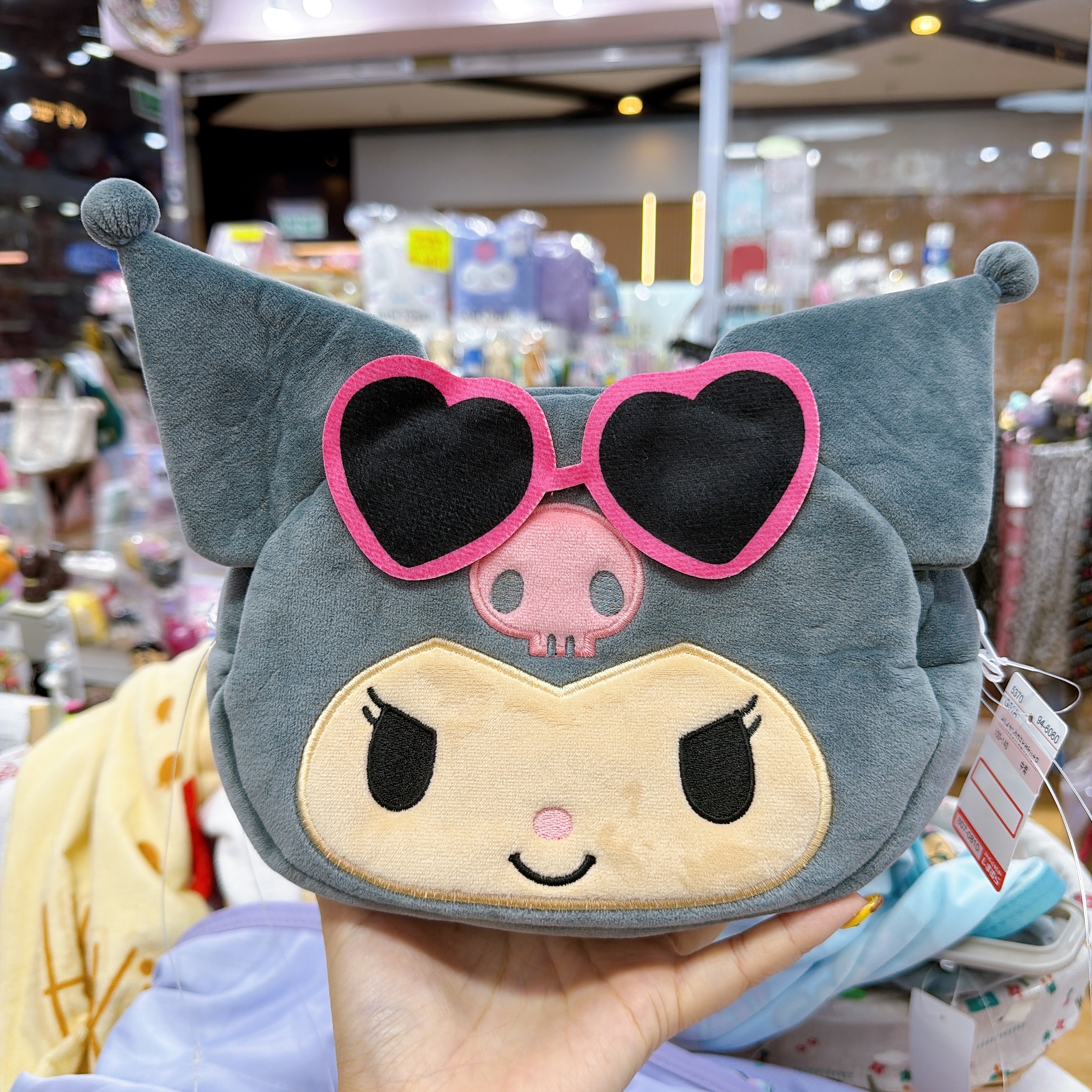 日本直送獨家發售Sanrio Hello Kitty Kurumi黑皮夏天系列新款冷感被140×100 cm附送頭形包包可以收埋入去