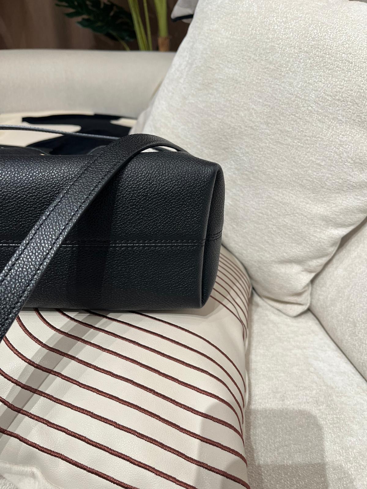 Lv Bundle 2 way bag M47209 Empreinte Calfskin Monogram  100%Authentic ,98%new ✅專門店收據✅塵袋✅box