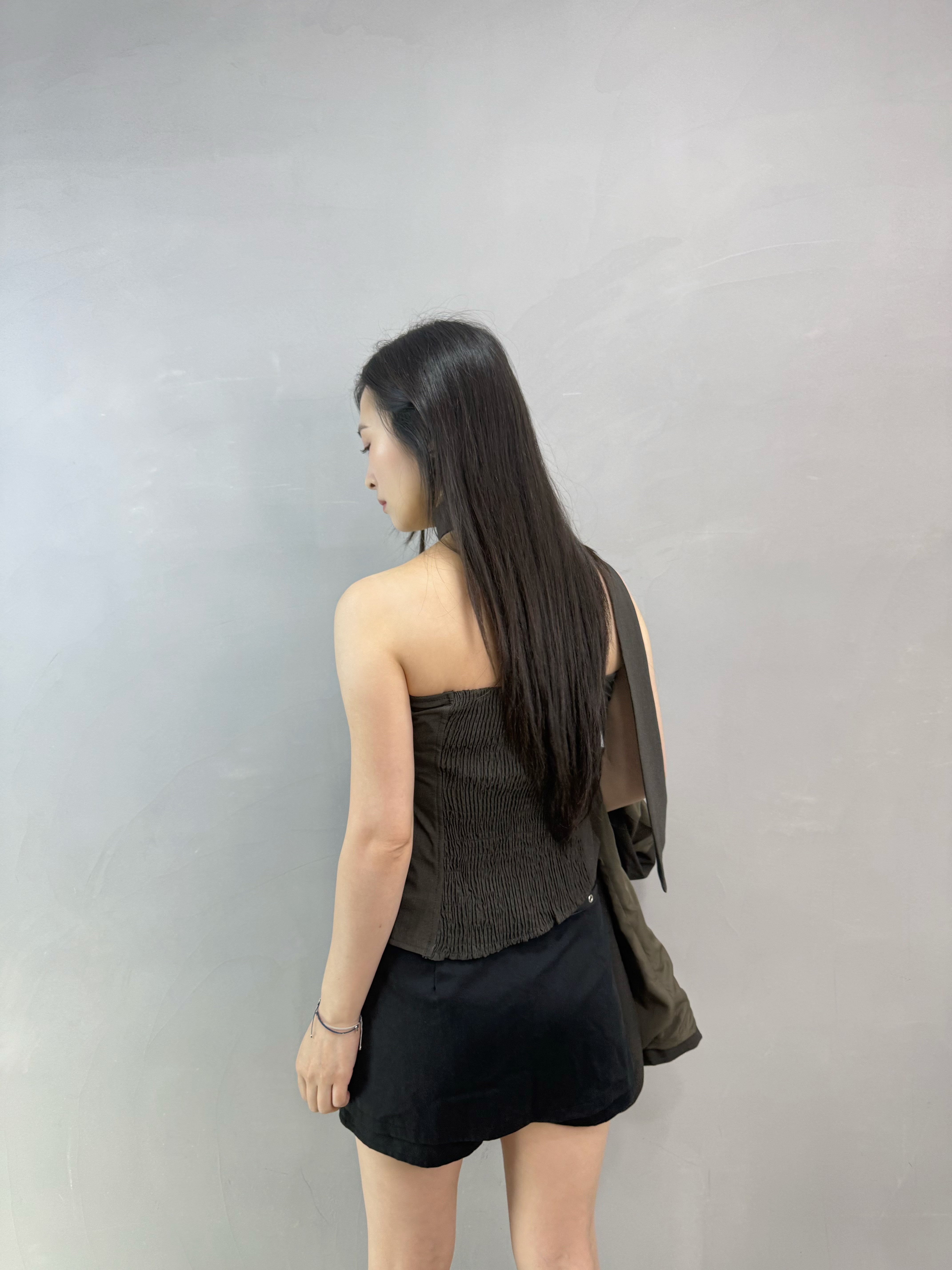 I22 頸帶tube-top