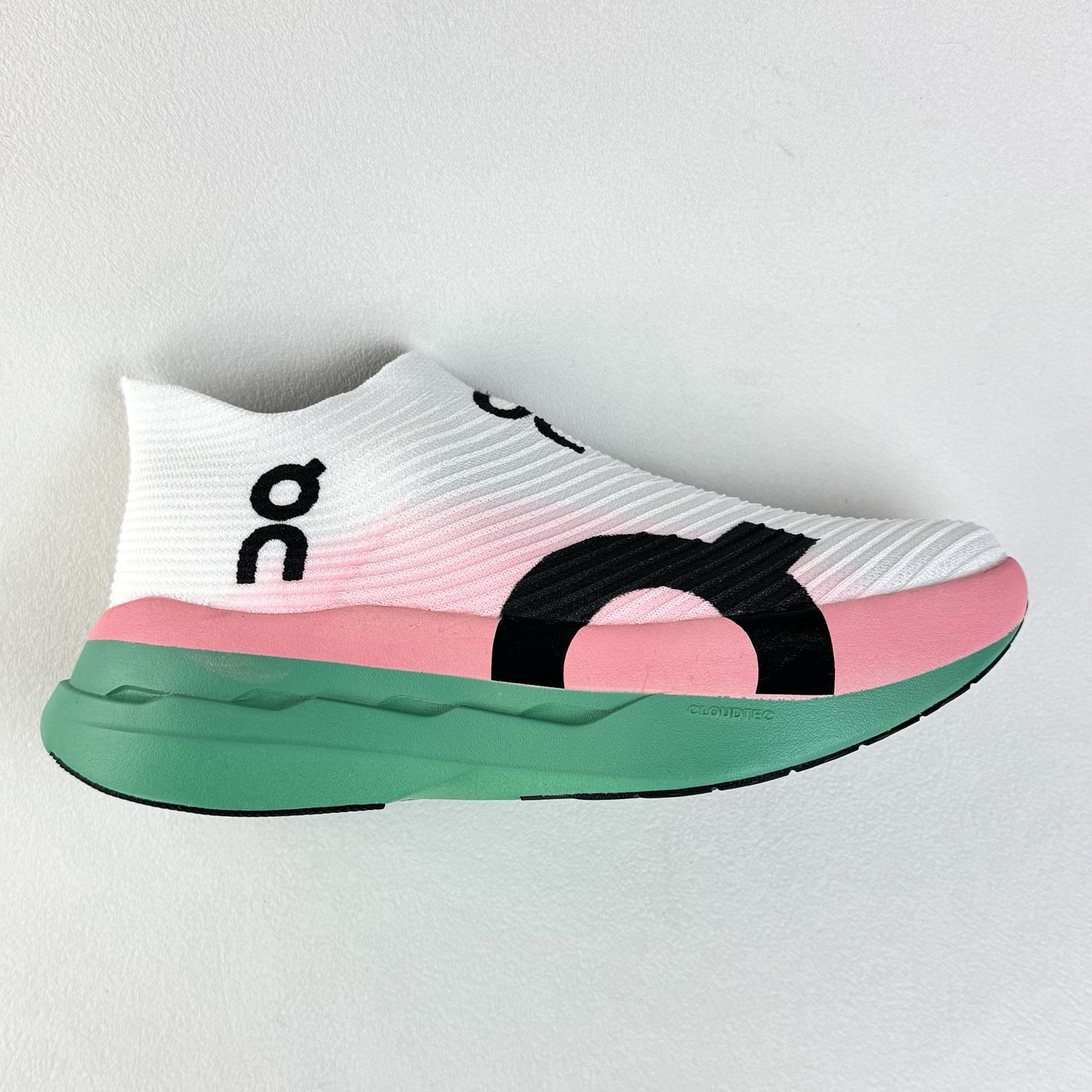 On Cloudboom Strike LS