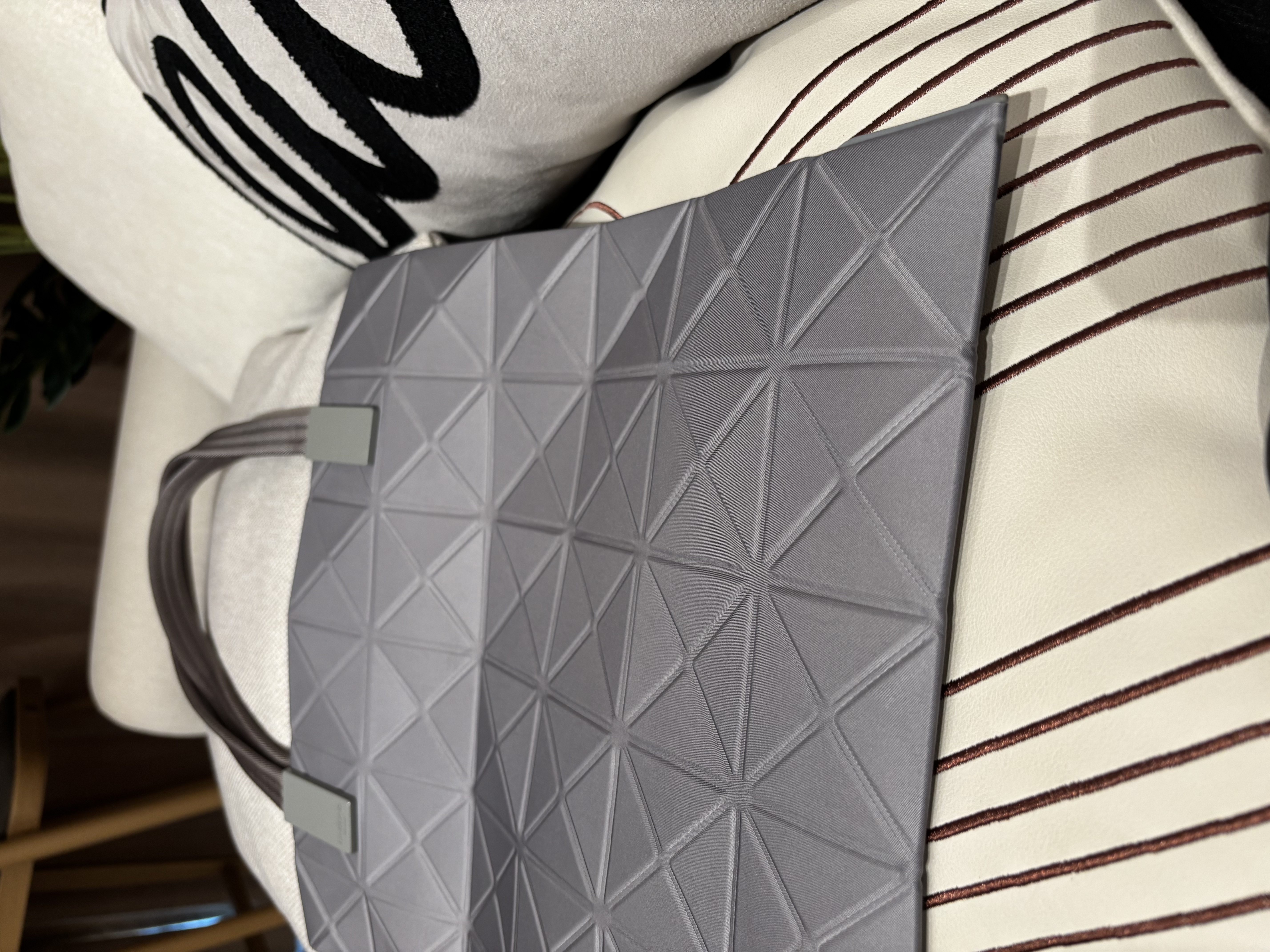 Issey Miyake bao bao tote bag 95%new 