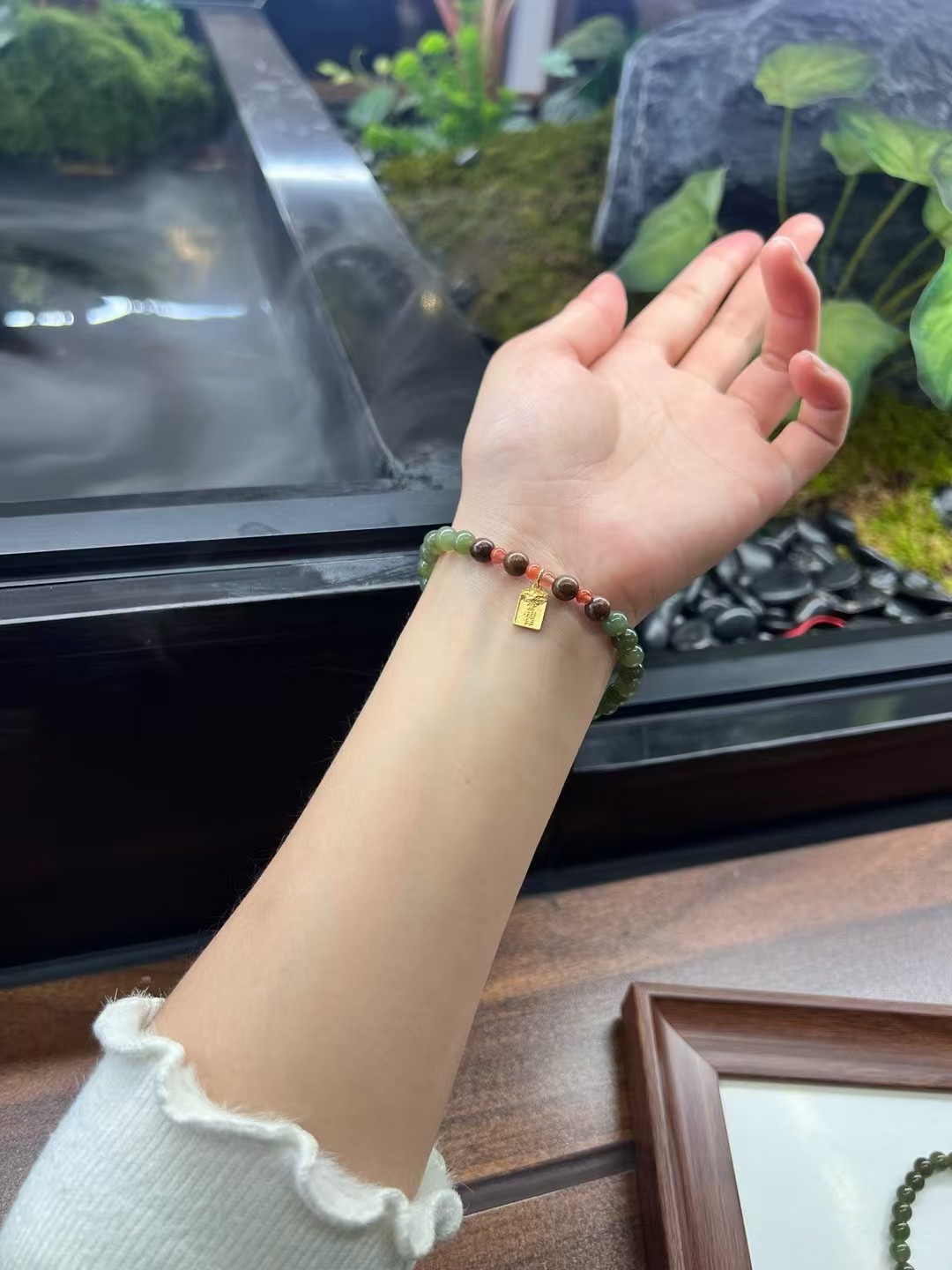 6.4mm和田碧玉手串