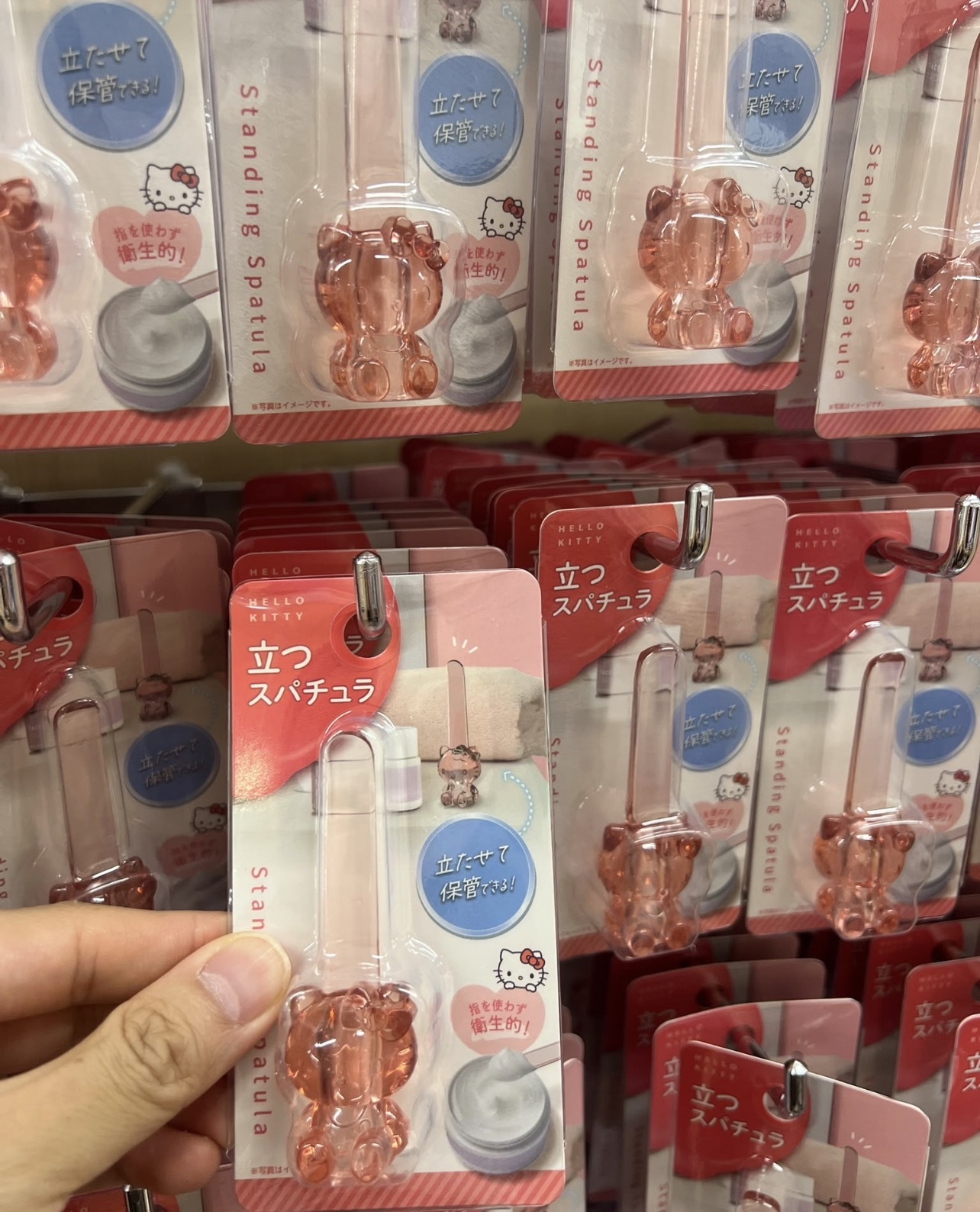 💟現貨💟🇯🇵日本HELLO KITTY 站立式面霜衛生刮棒