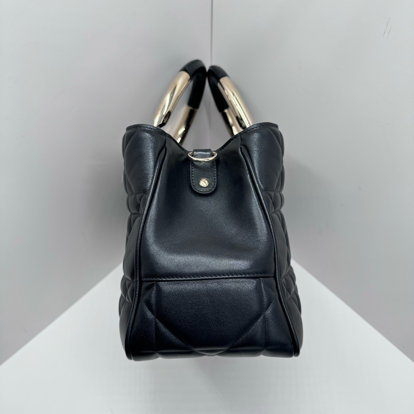 Pre-Owned Dior Lady 22 / Product Code: 26040716