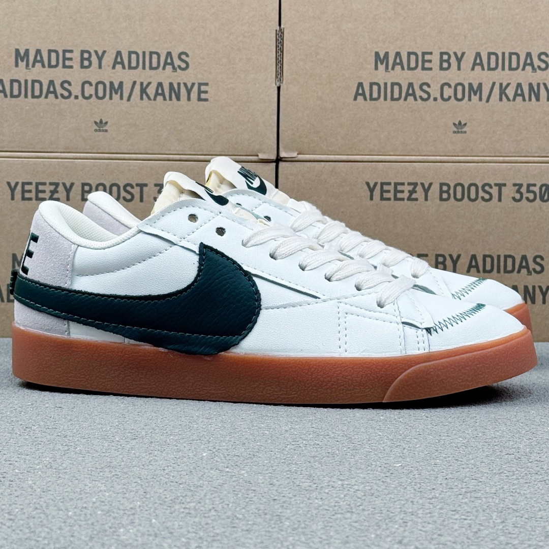 Nike Blazer Low '77 Jumbo