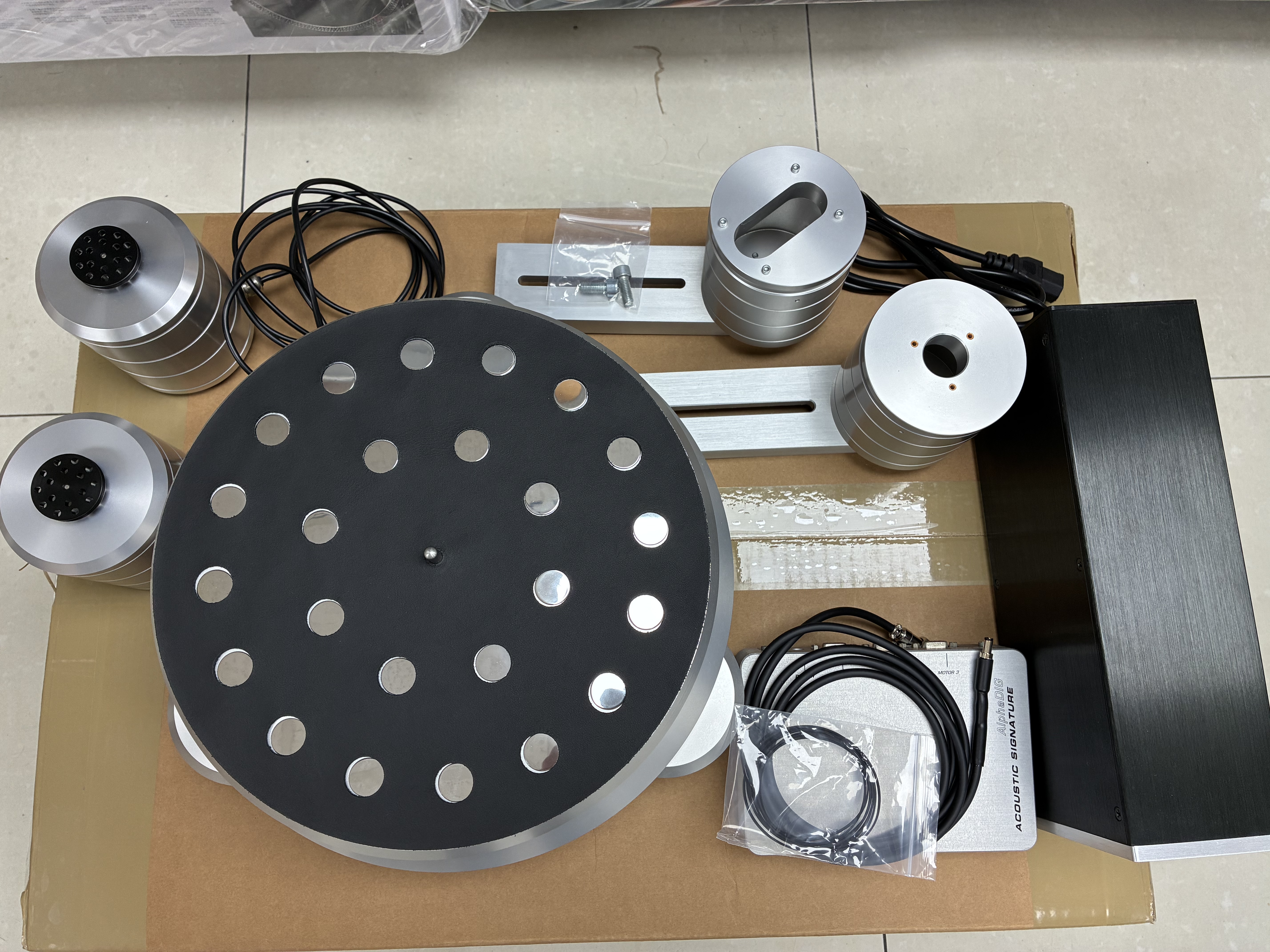 ACOUSTIC SIGNATURE THUNDER（使用品）