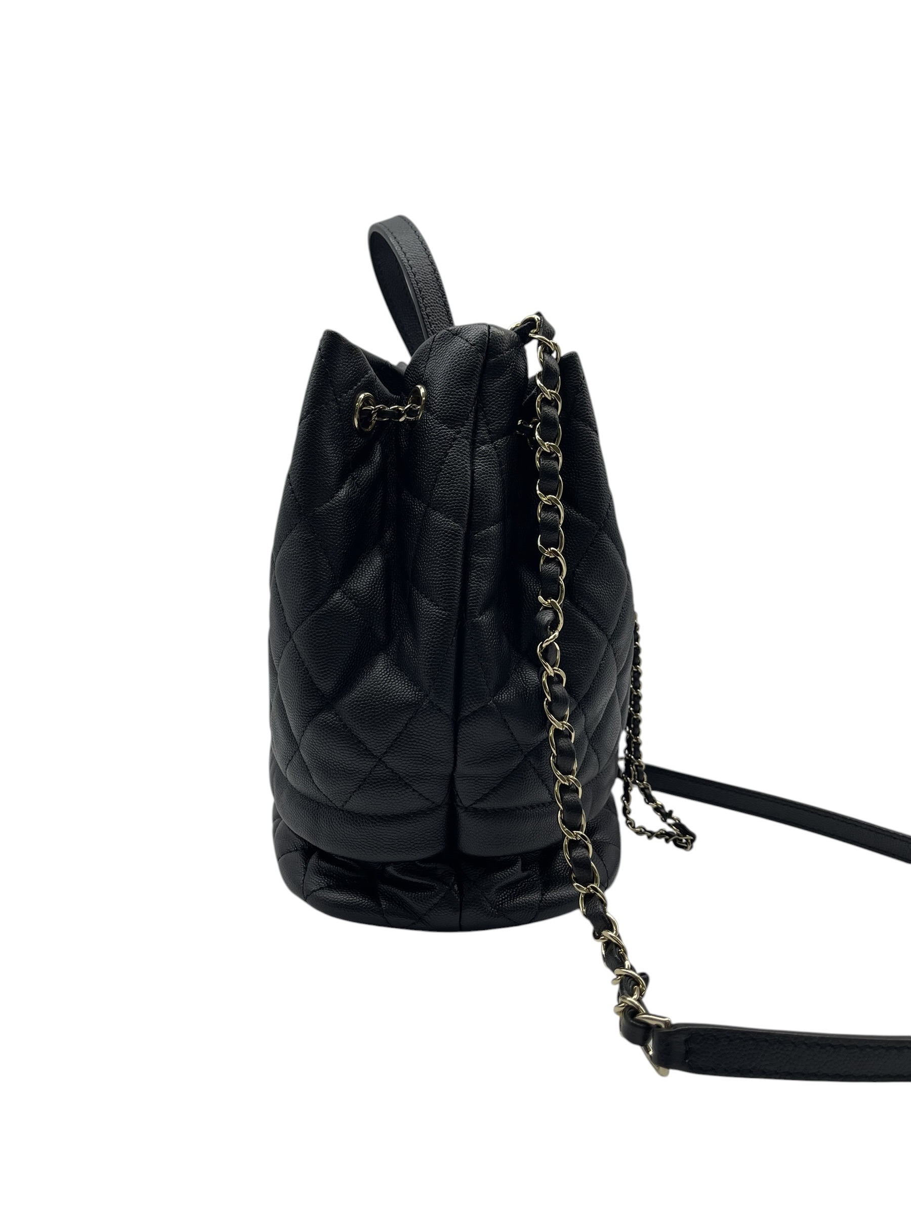 Pre-owned Chanel Rolled Up Bucket Bag / Product Code: 072901