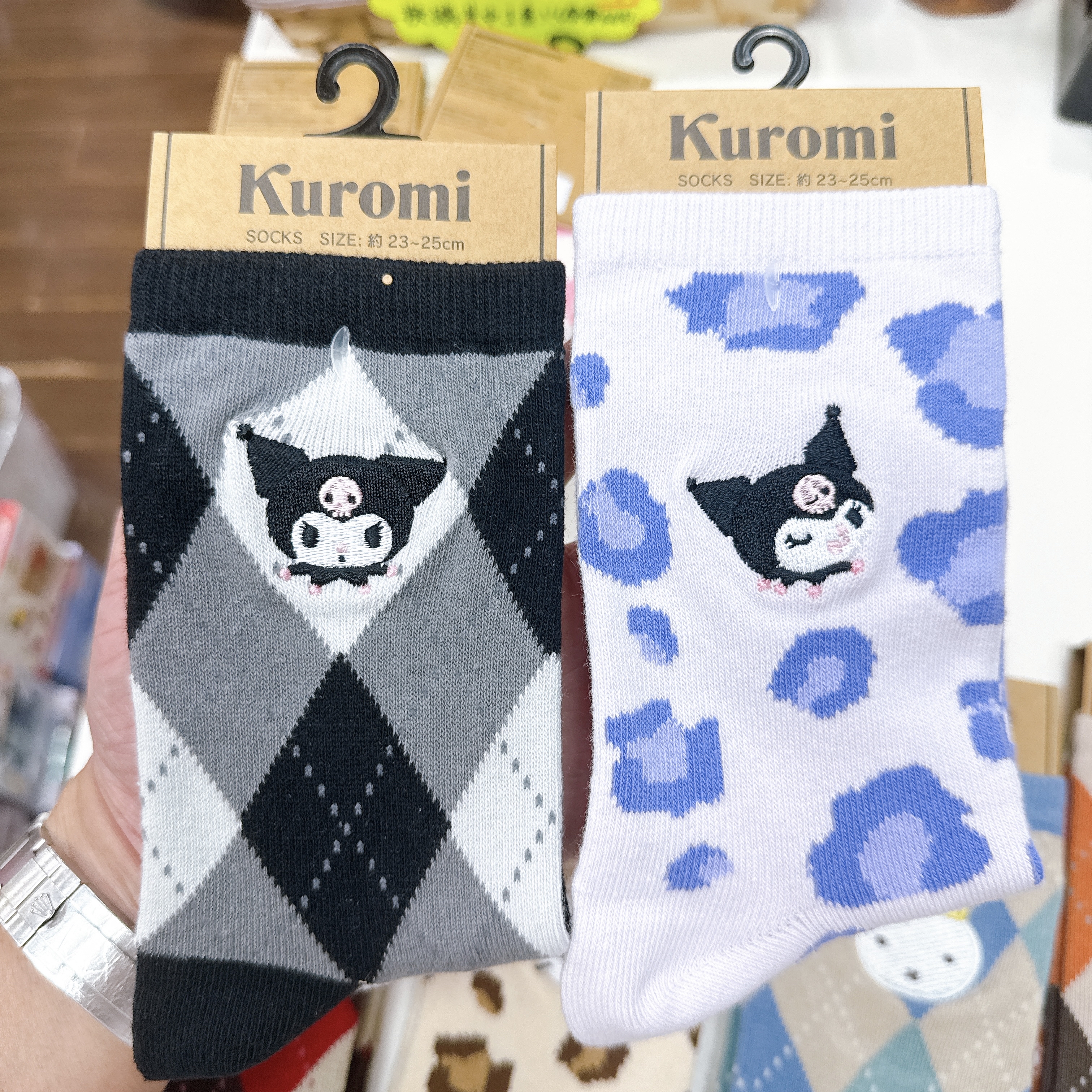 日本版Sanrio長襪 23至25 cm 刺繡圖案