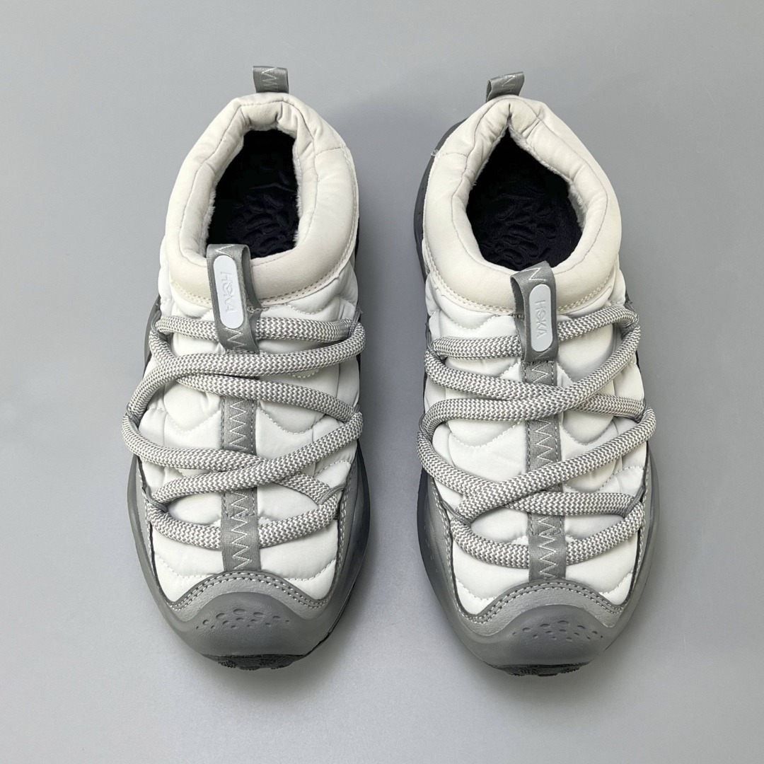 Hoka One One Ora Primo 