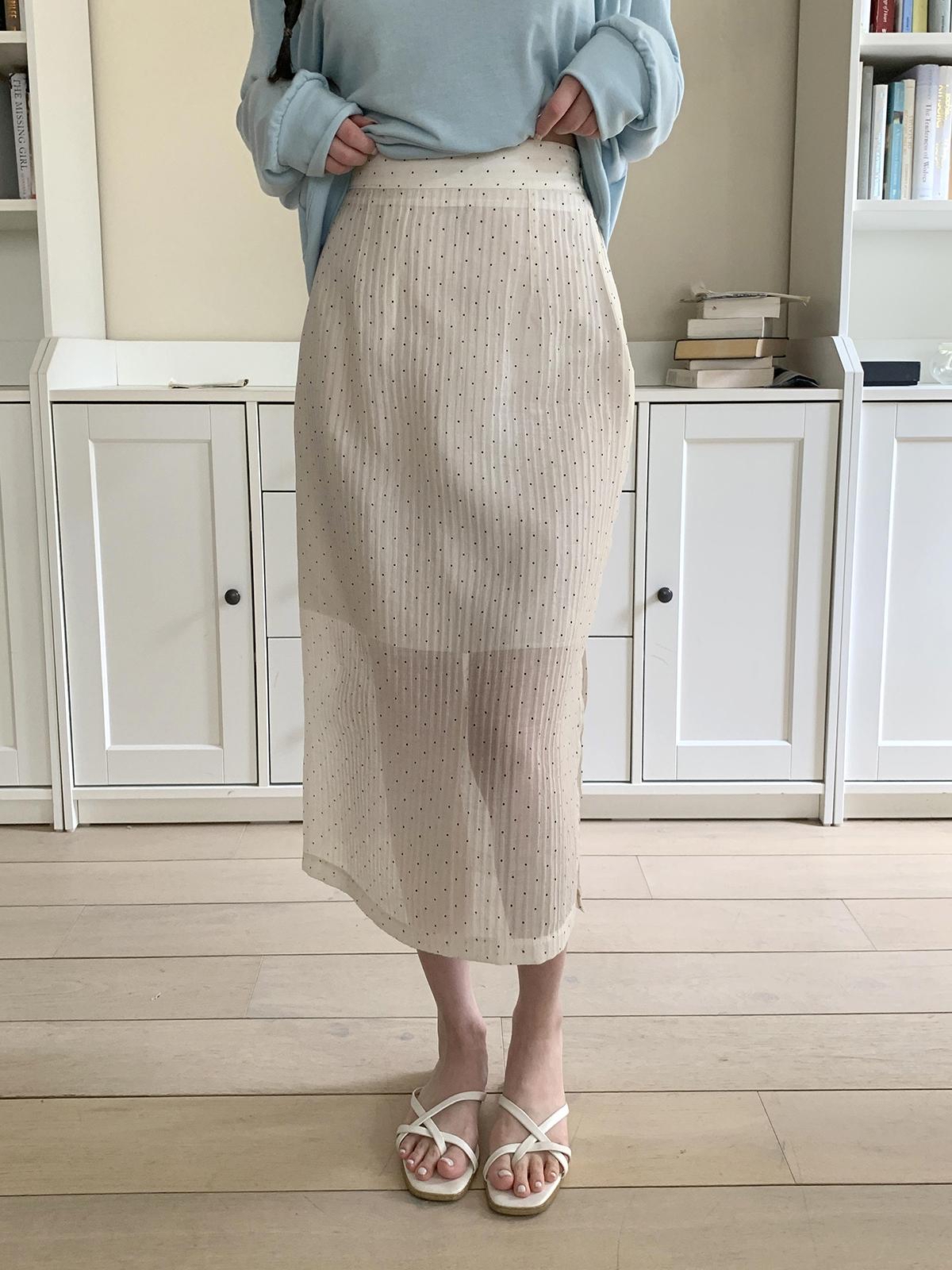 ❥ 點 點 半 透 長 裙 。