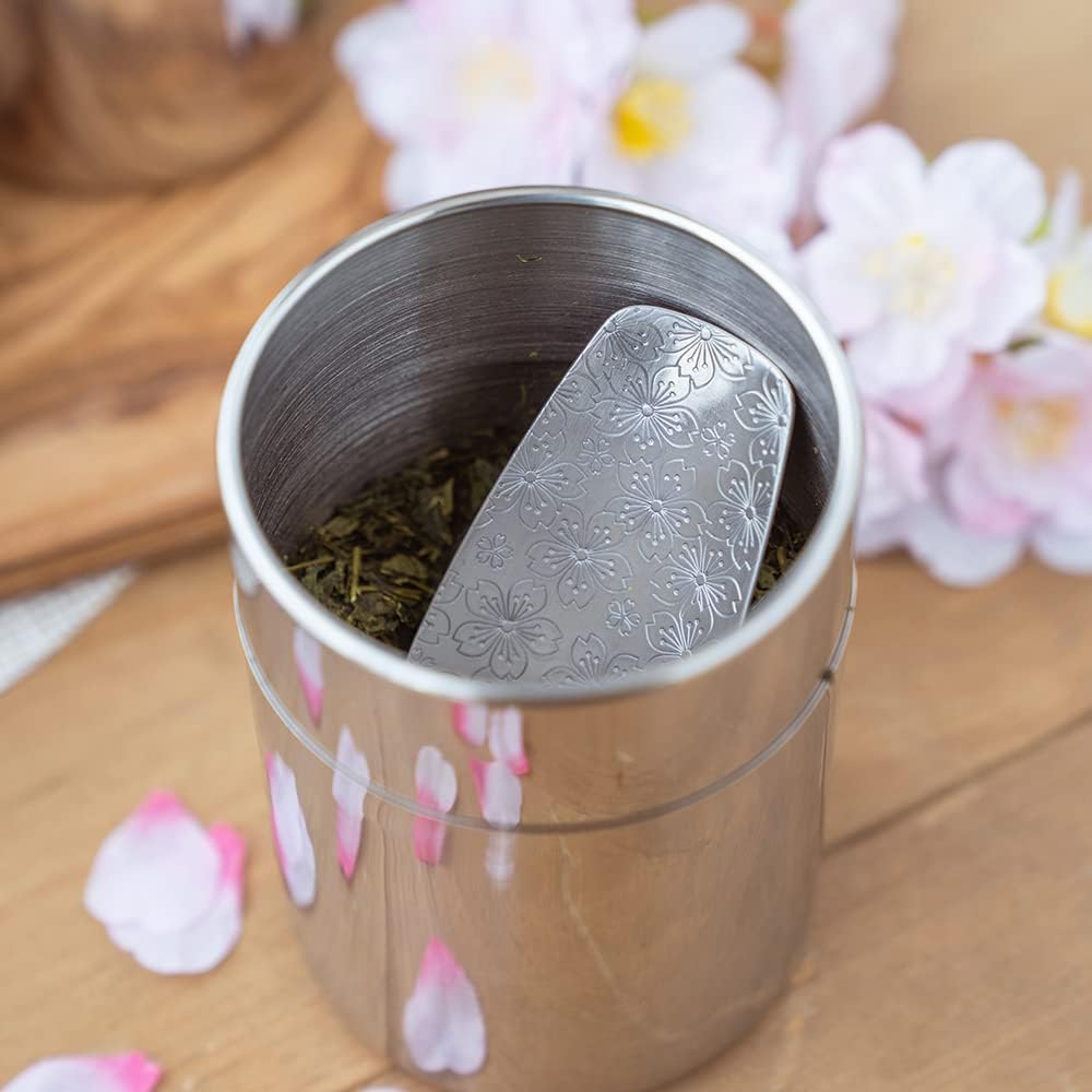 🔥🔥【日本製《青芳》櫻花壓紋不鏽鋼茶葉量匙】