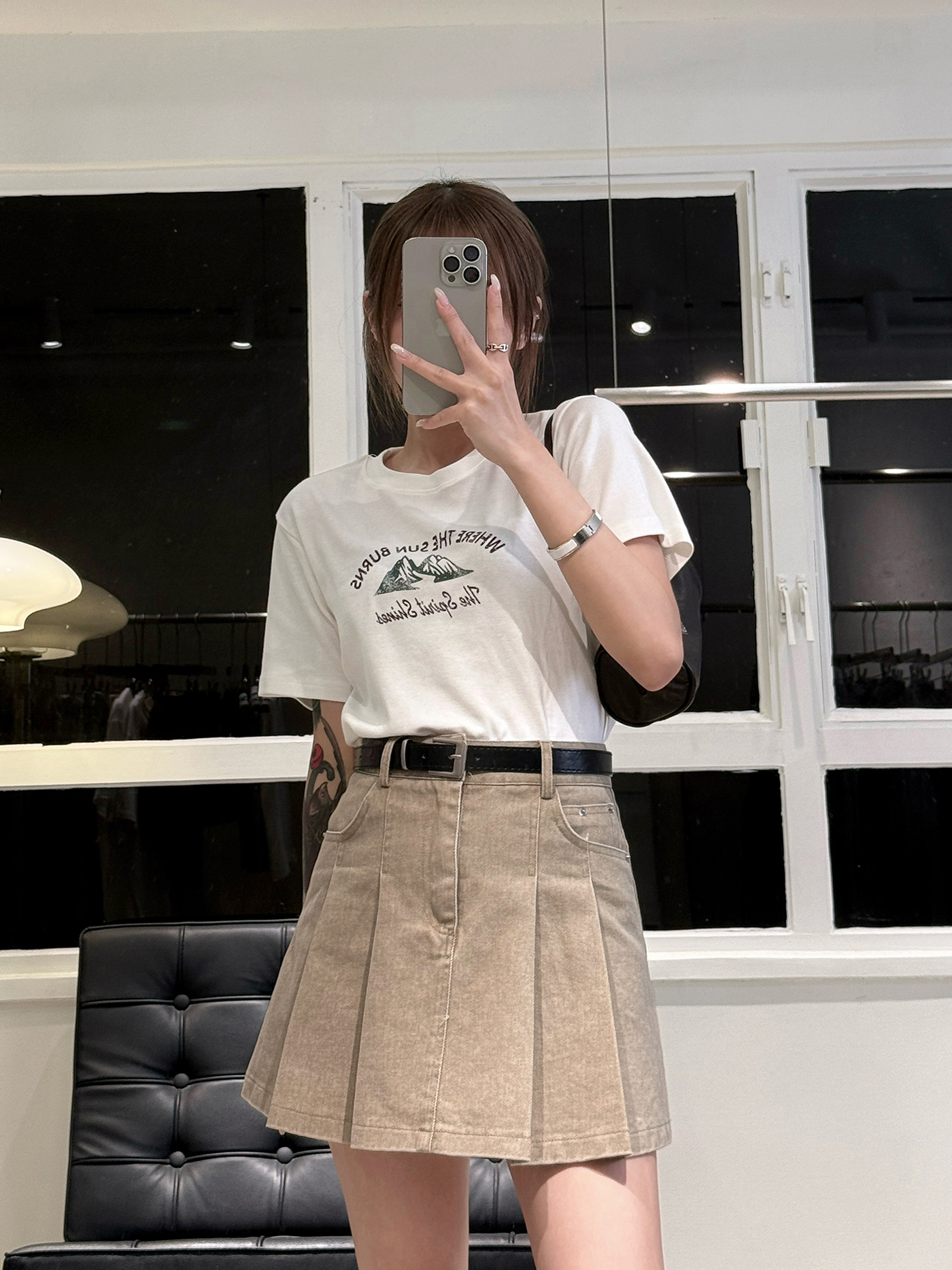 𝐒𝐨𝐟𝐭 𝐦𝐨𝐮𝐧𝐭𝐚𝐢𝐧 𝐥𝐨𝐠𝐨 𝐭-𝐬𝐡𝐢𝐫𝐭