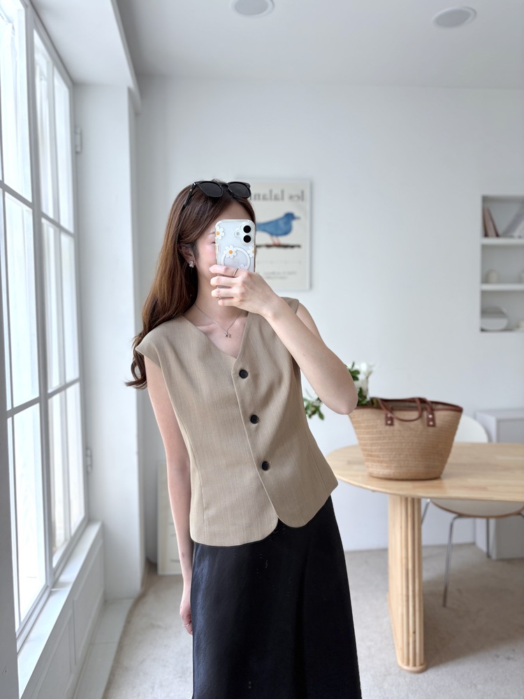 Satin Structured Skirt (Black)