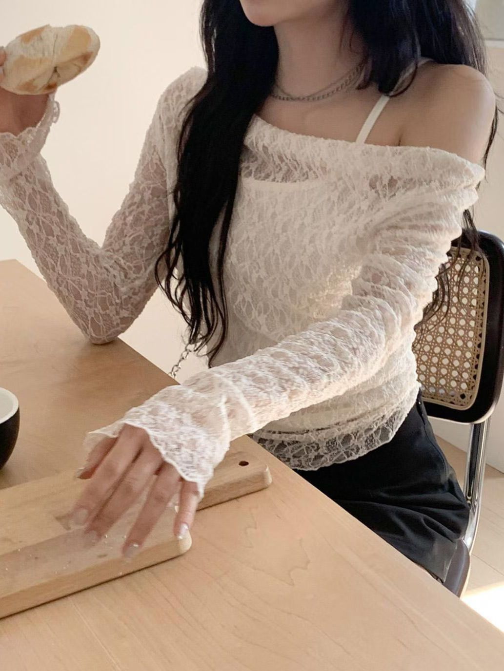 【機心款式】透膚喱士露肩兩件套上衣