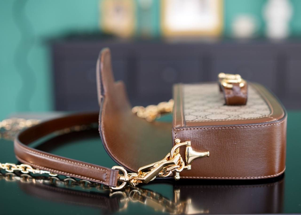 Gucci Horsebit 1955 Small Shoulder Bag in Beige and Brown