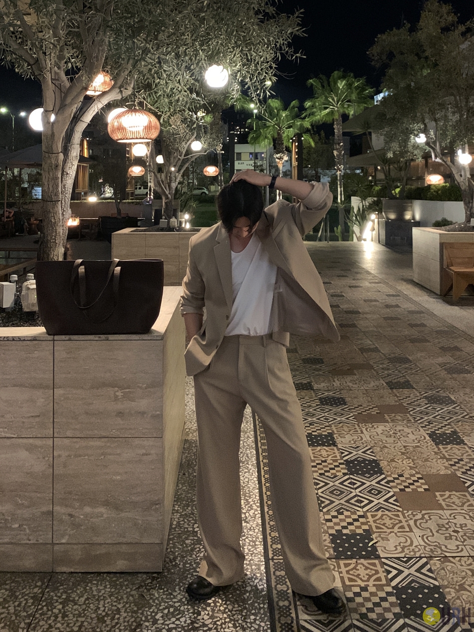 【100%保證韓國直送】韓國品牌原創系列 輕盈垂墜兩款褲型可選極簡西裝套裝 🧥 [3 color] RL114916