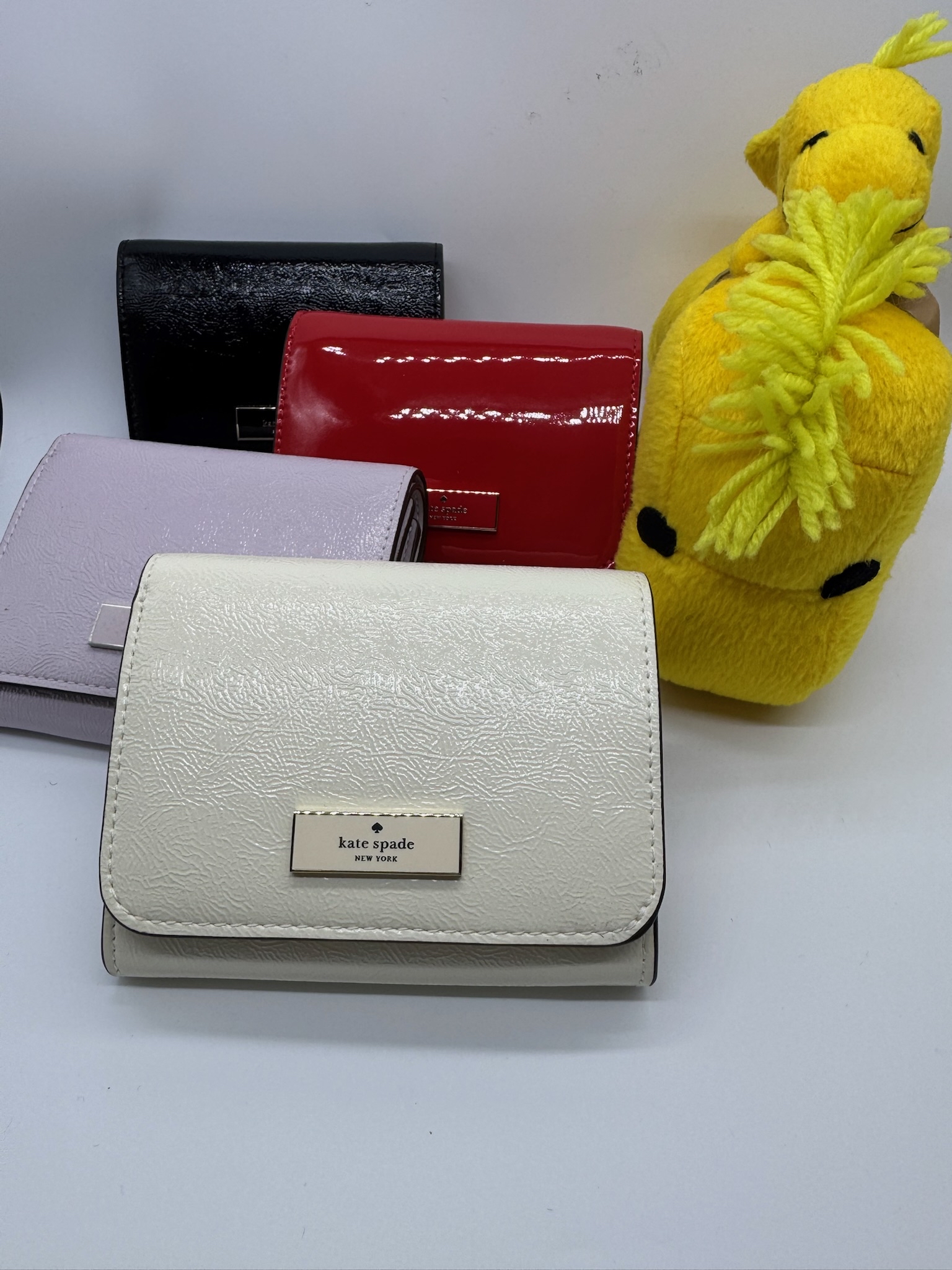 ✈️🇺🇸🇨🇦方便實用嘅Kate Spade ♠️ New York Outlet 短摺銀包現貨🤍🖤❤️💜