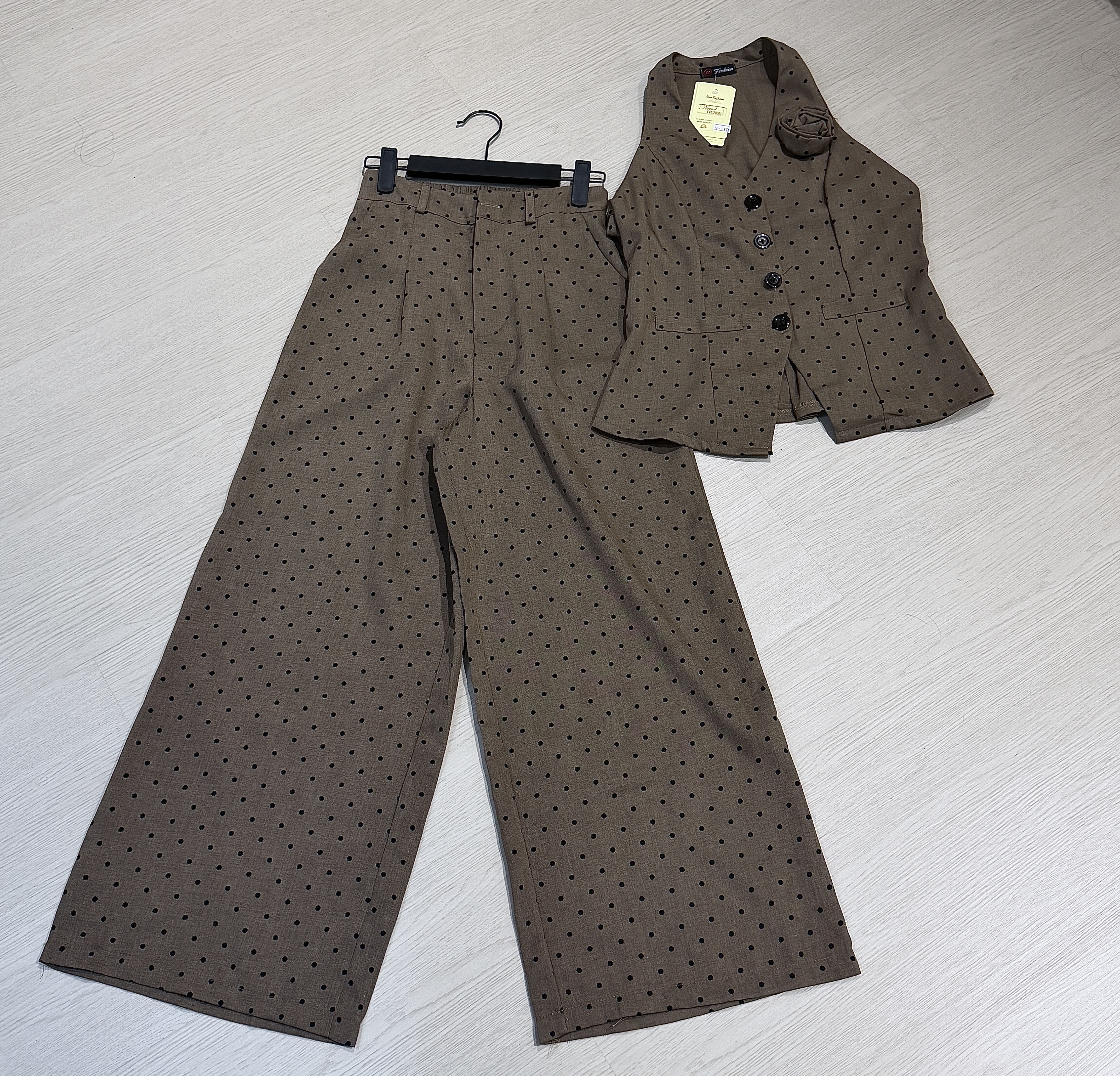波點西裝两件套